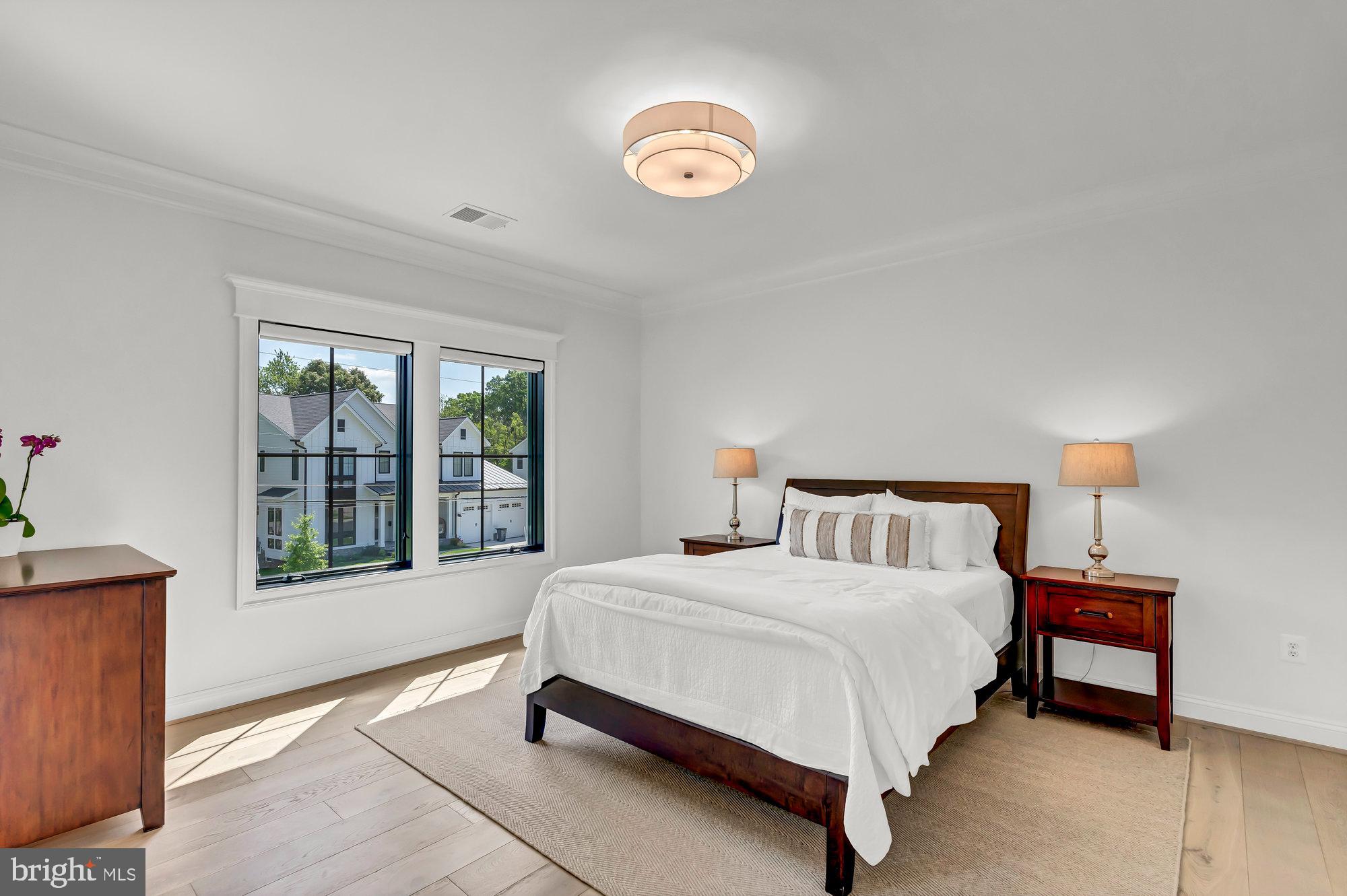 TOWN AND COUNTRY GARDENS - Residential