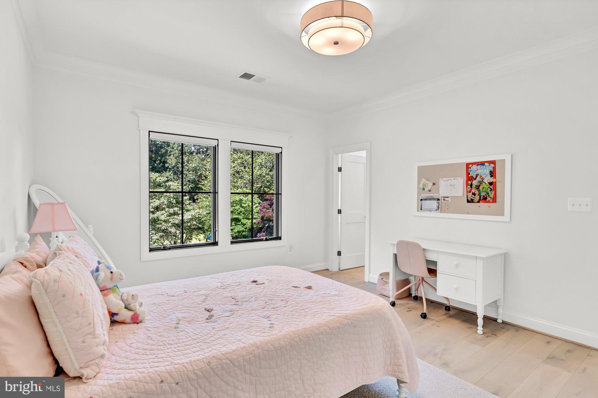 TOWN AND COUNTRY GARDENS - Residential