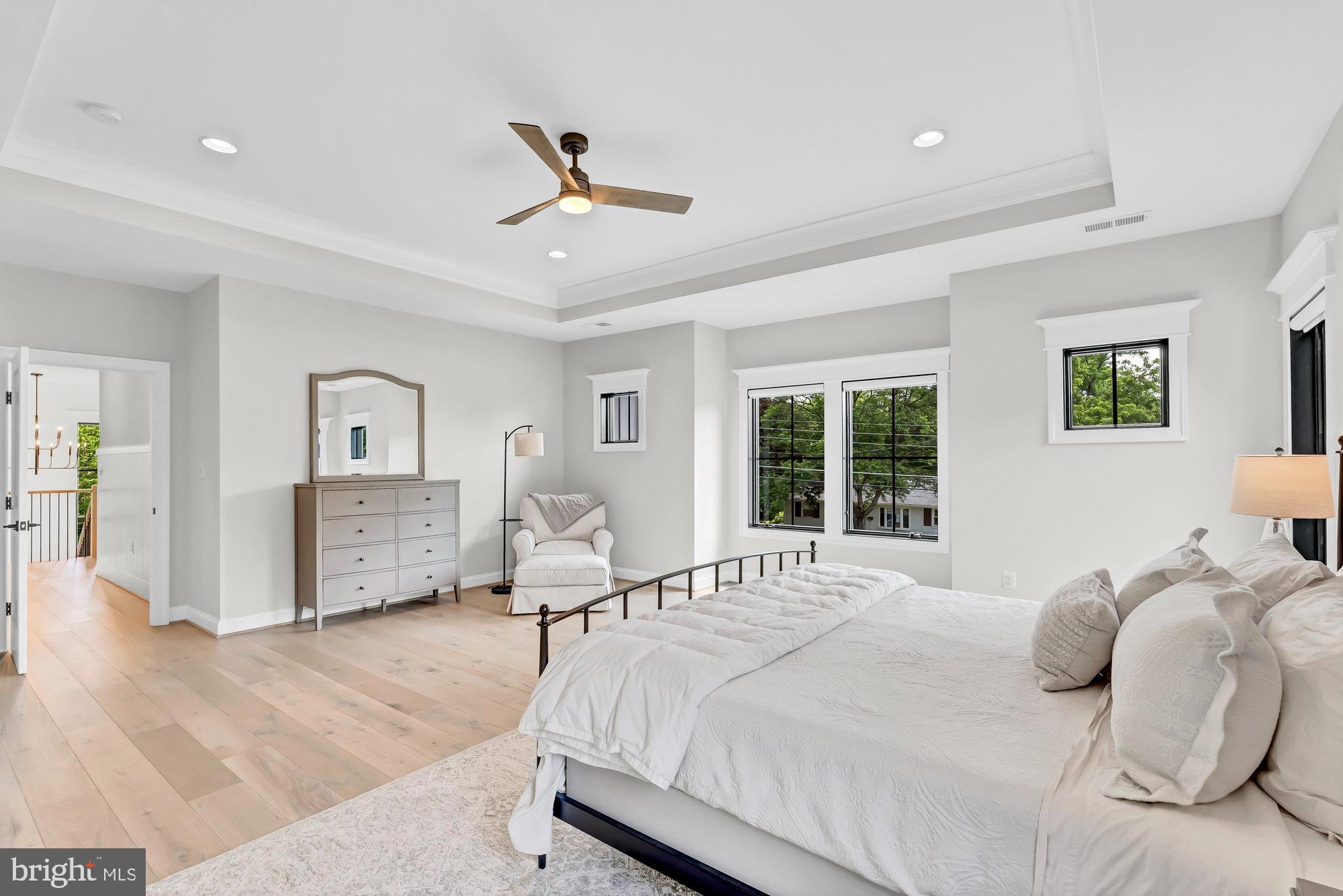 TOWN AND COUNTRY GARDENS - Residential