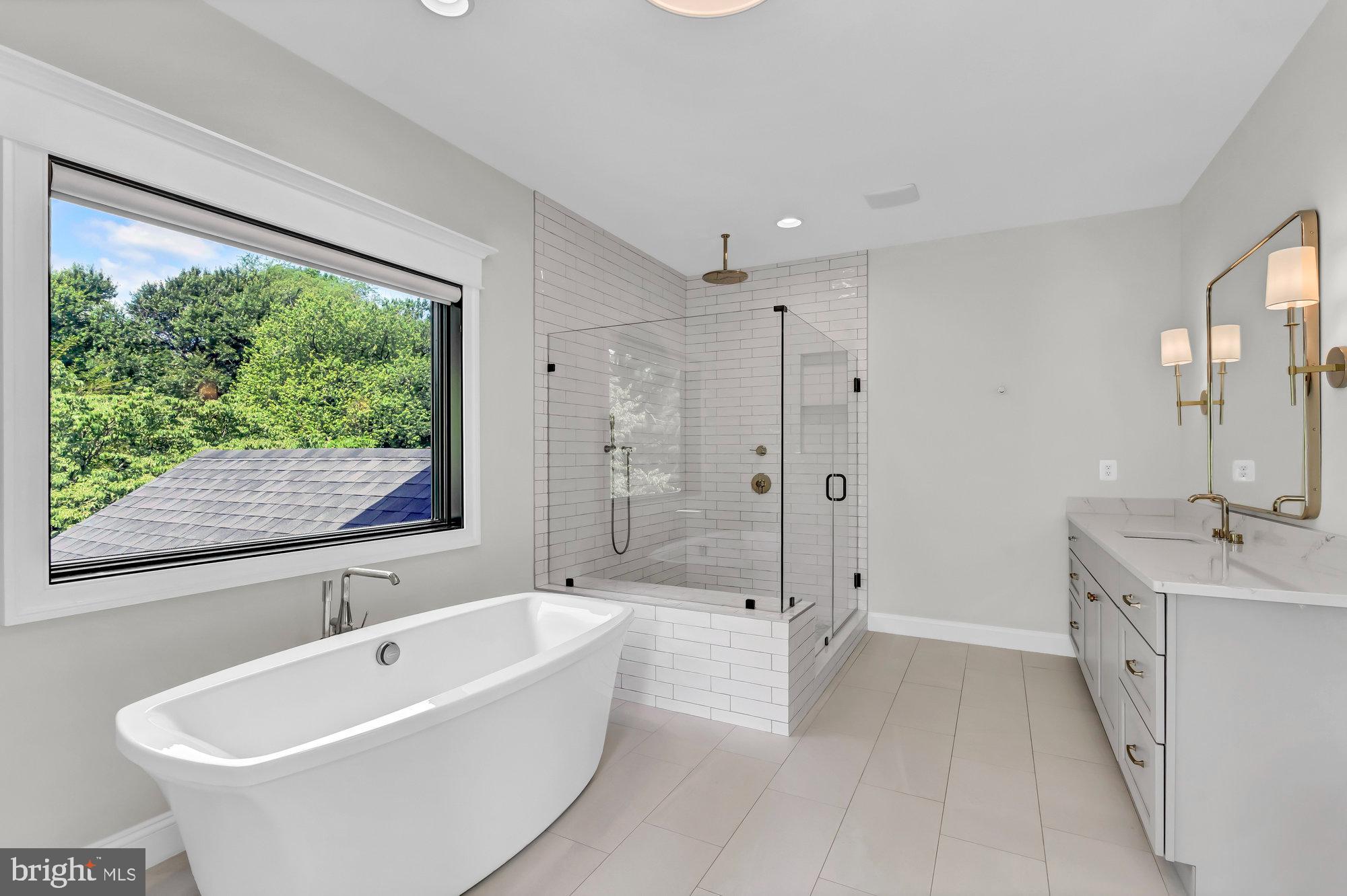 TOWN AND COUNTRY GARDENS - Residential