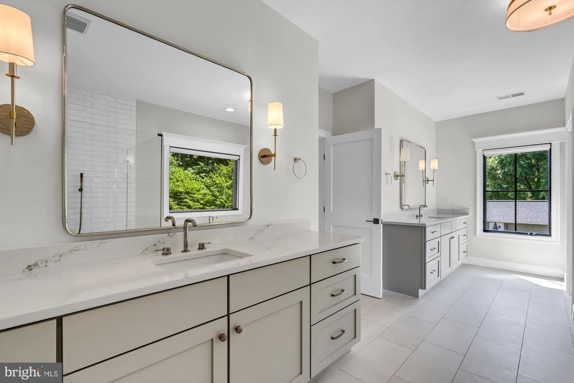 TOWN AND COUNTRY GARDENS - Residential