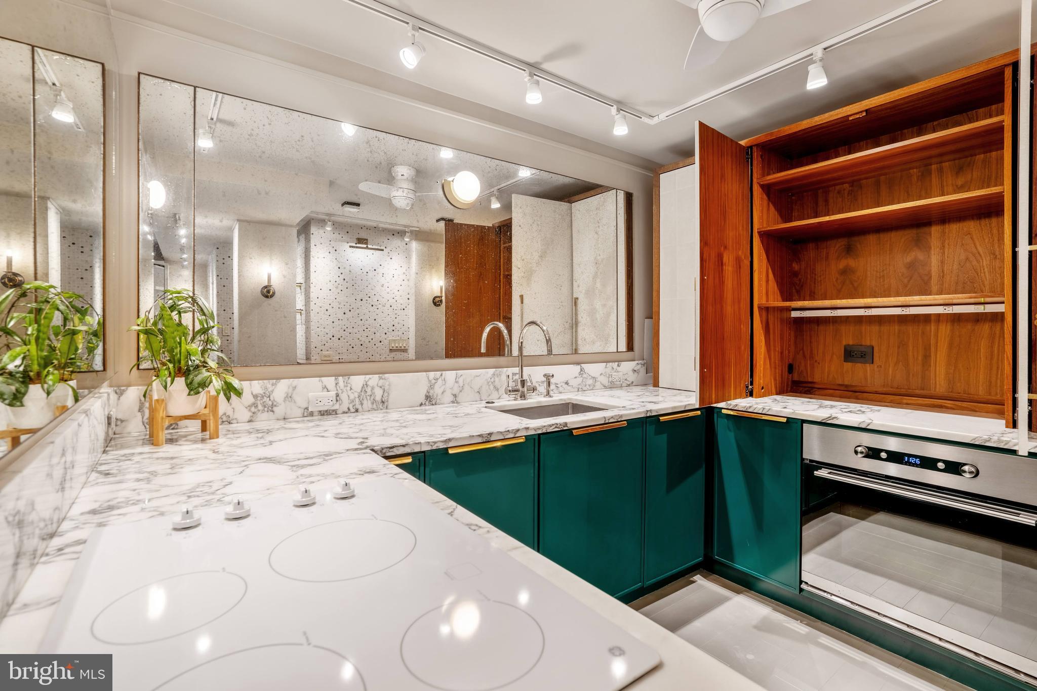 1311 DELAWARE AVENUE SW S447