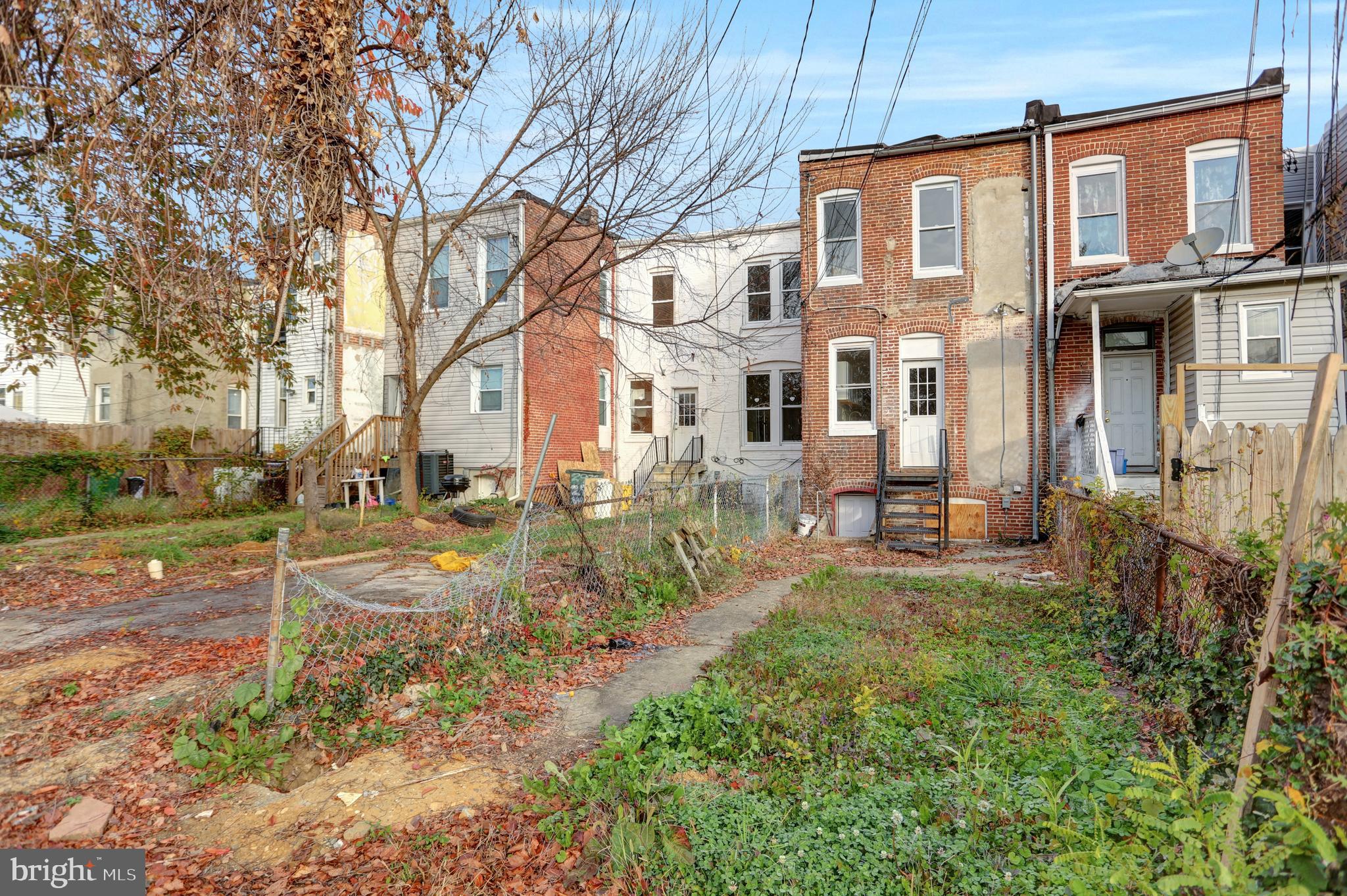 FRANKLINTOWN ROAD - Residential Lease