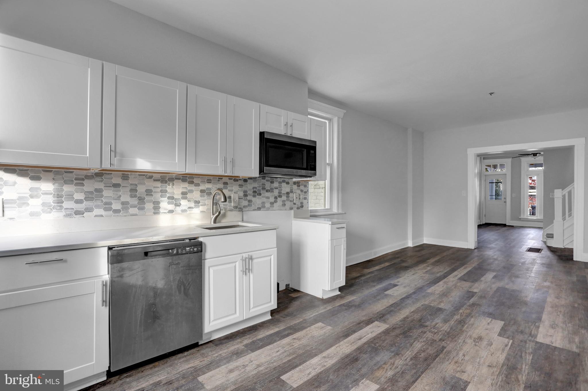 FRANKLINTOWN ROAD - Residential Lease