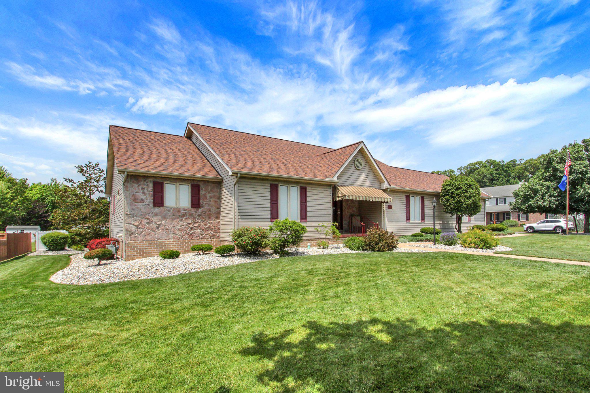 3 CLOVER DRIVE