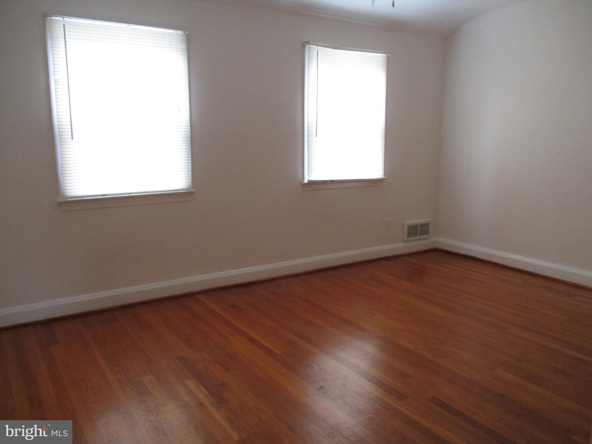 MIDDLESEX - Residential