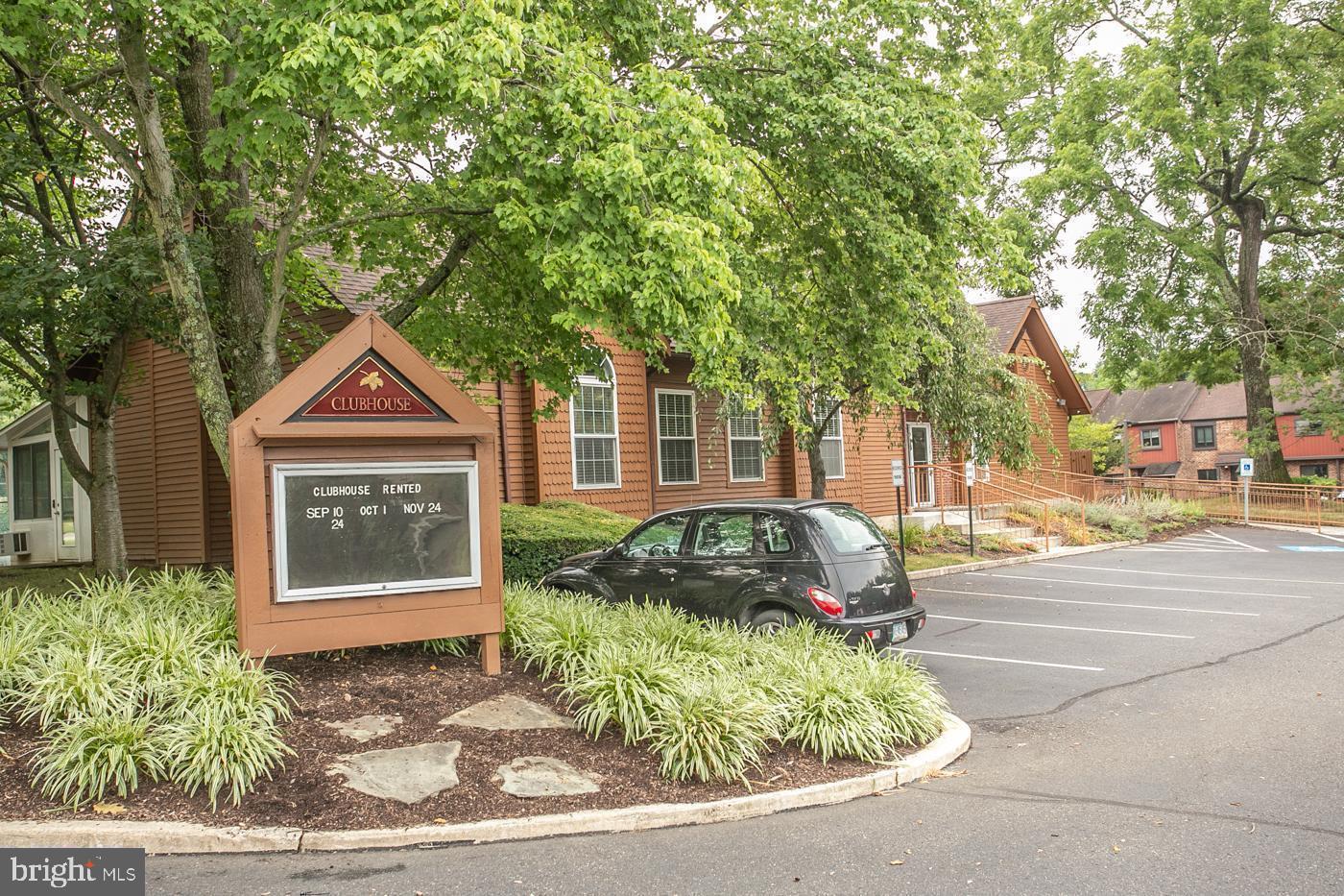 PERKIOMEN WOODS - Residential Lease