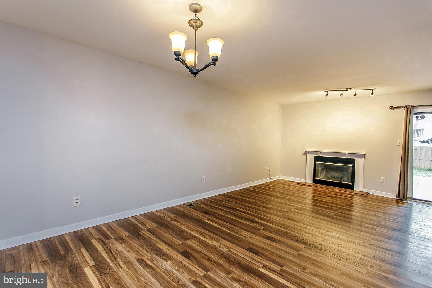 PERKIOMEN WOODS - Residential Lease