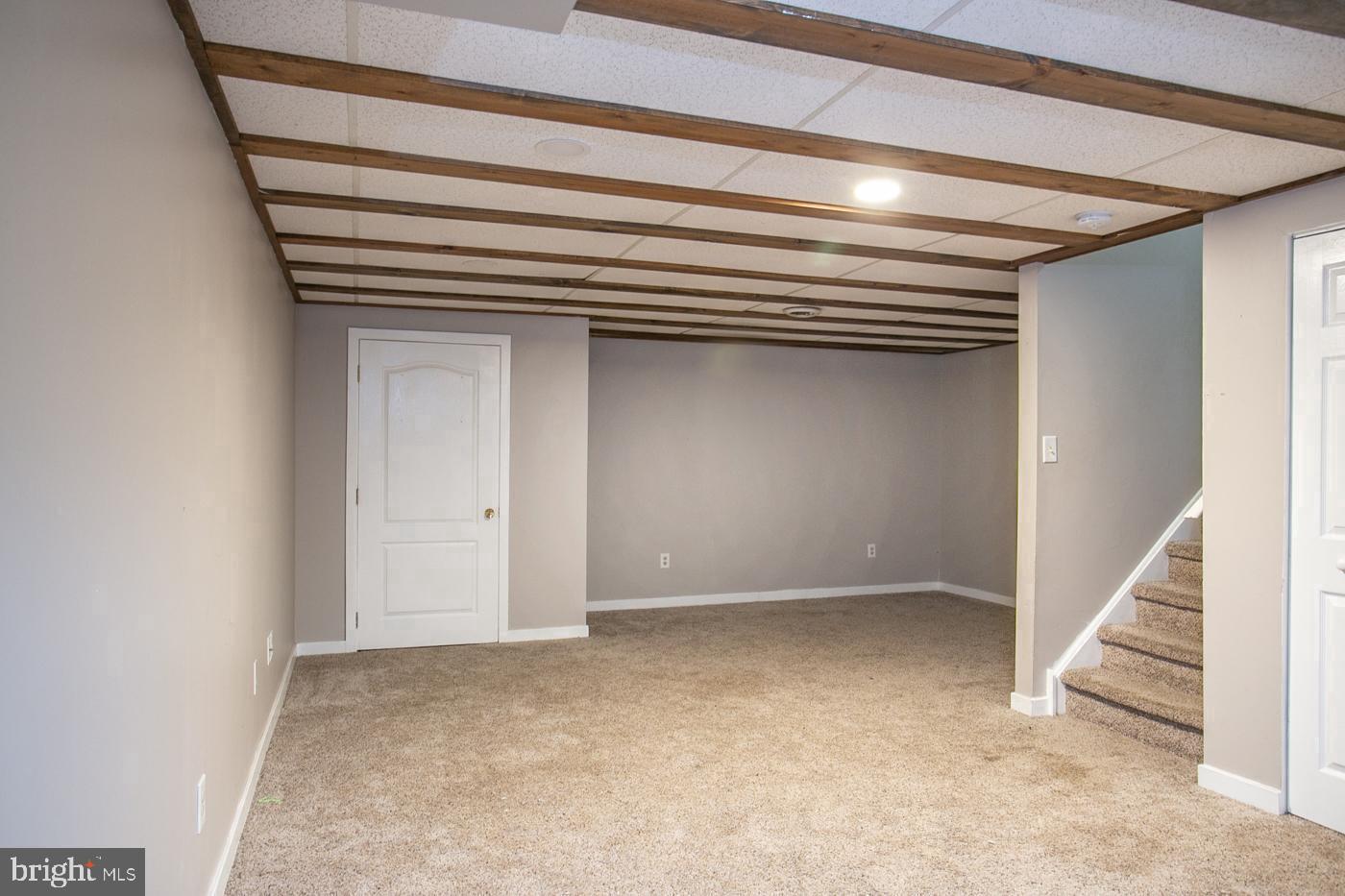 PERKIOMEN WOODS - Residential Lease