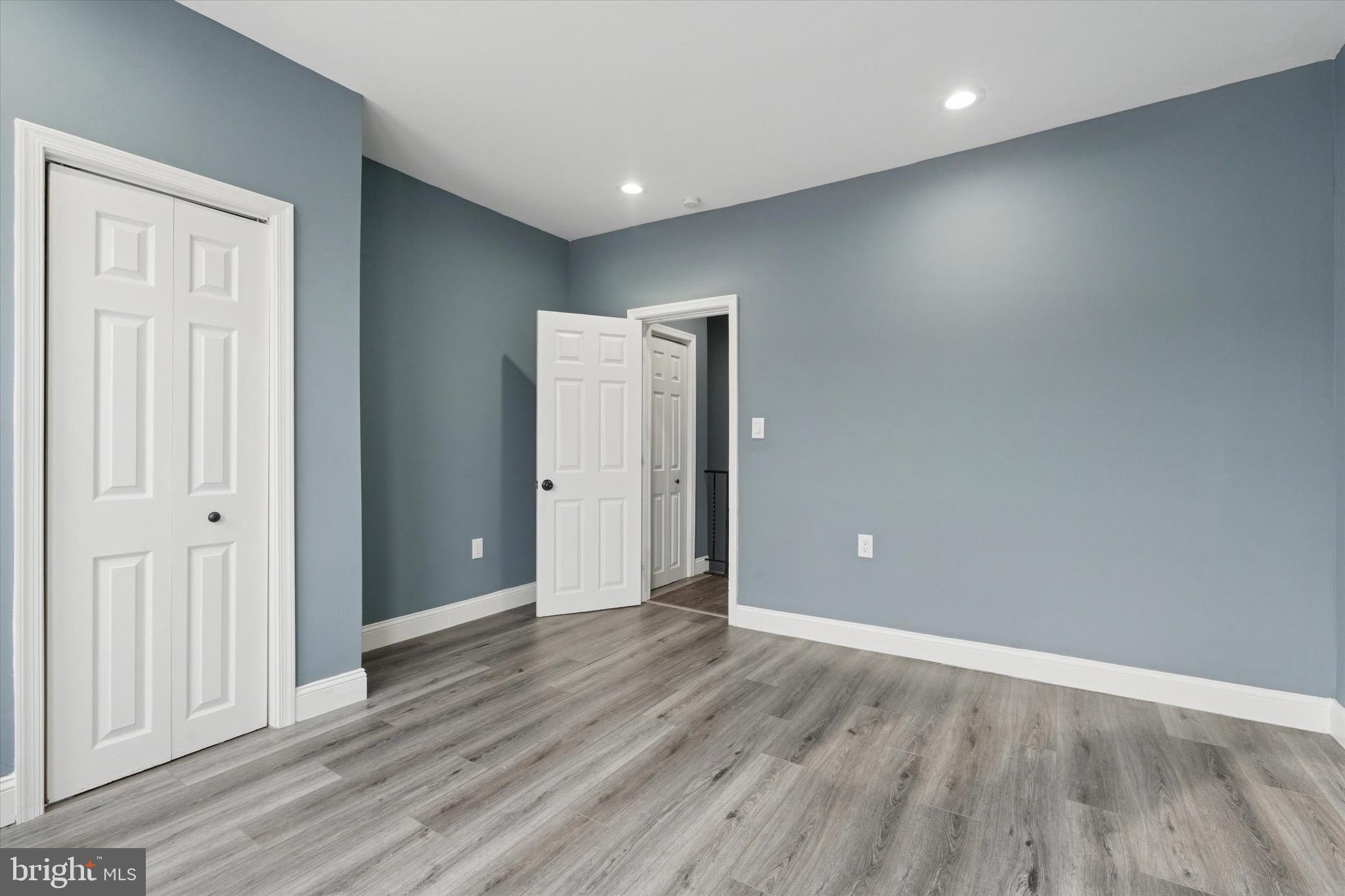 PORT RICHMOND - Residential