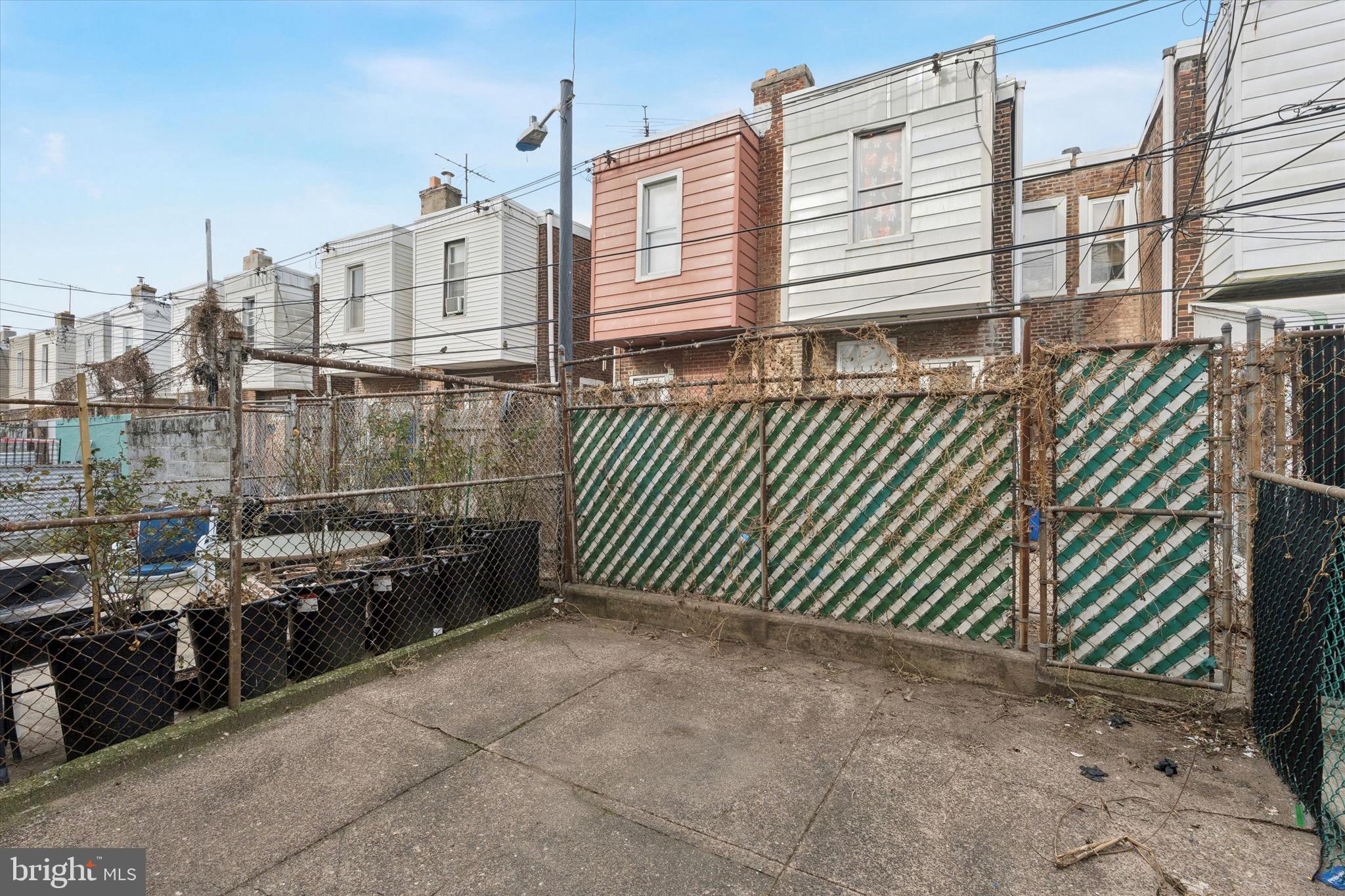 PORT RICHMOND - Residential