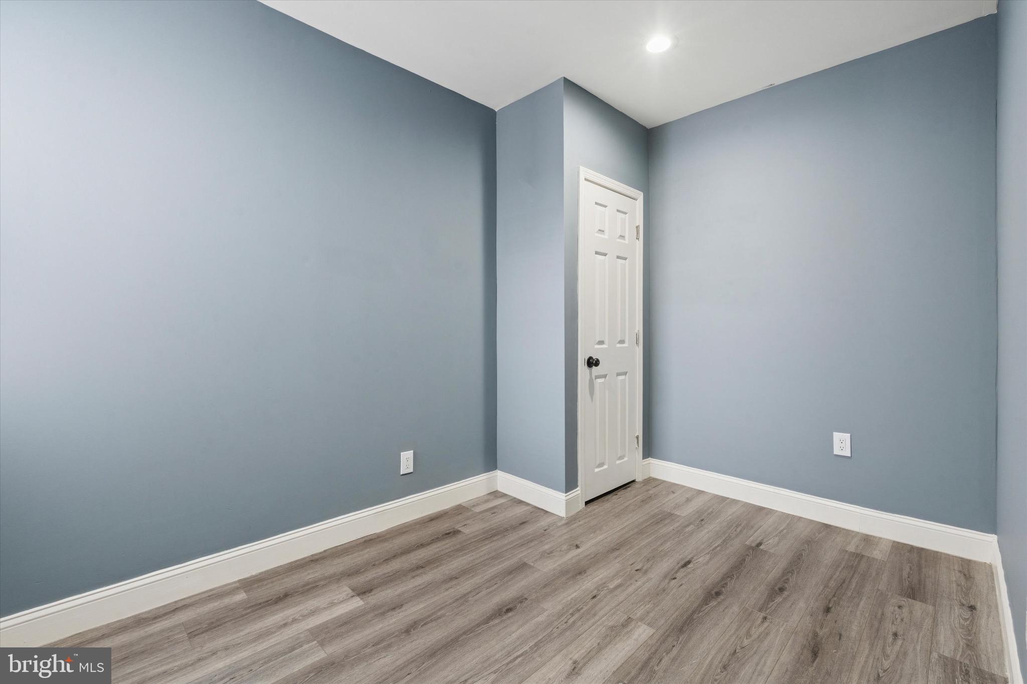 PORT RICHMOND - Residential