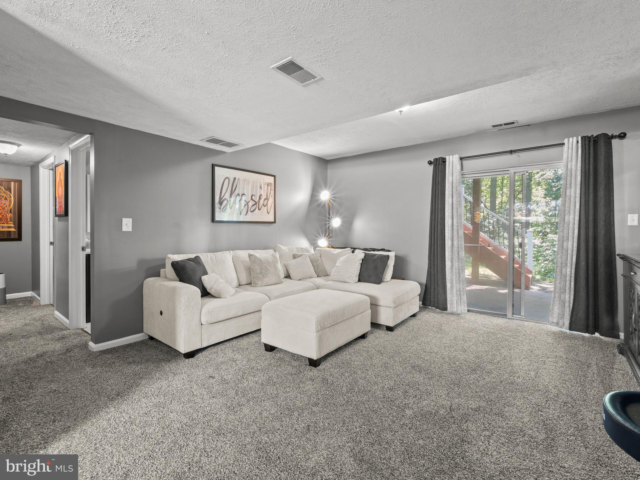 TREVOR WOODS - Residential