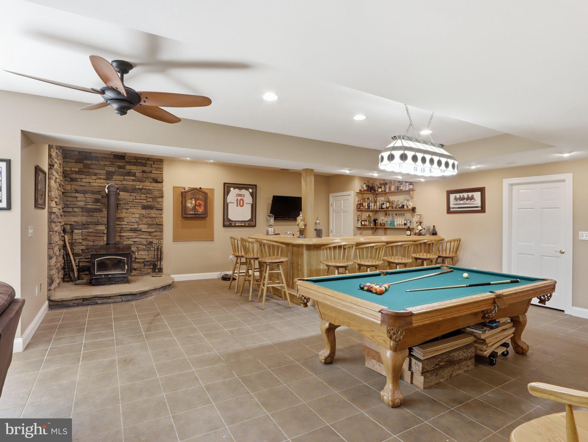 RIVERDALE GLEN - Residential