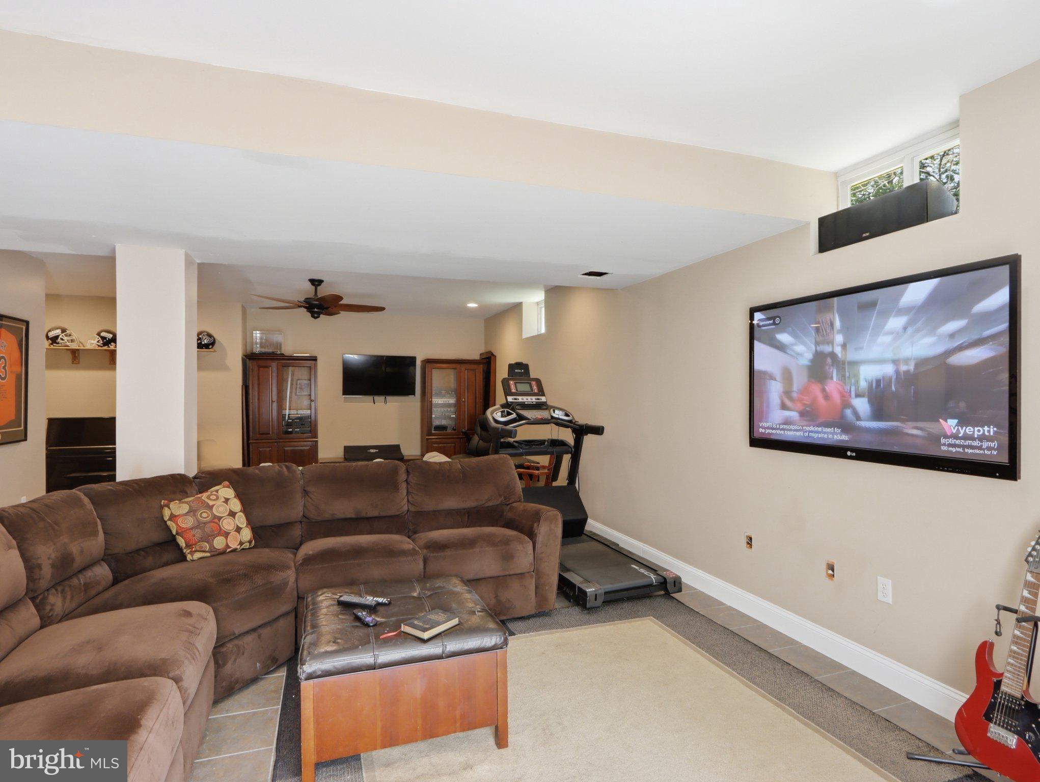 RIVERDALE GLEN - Residential