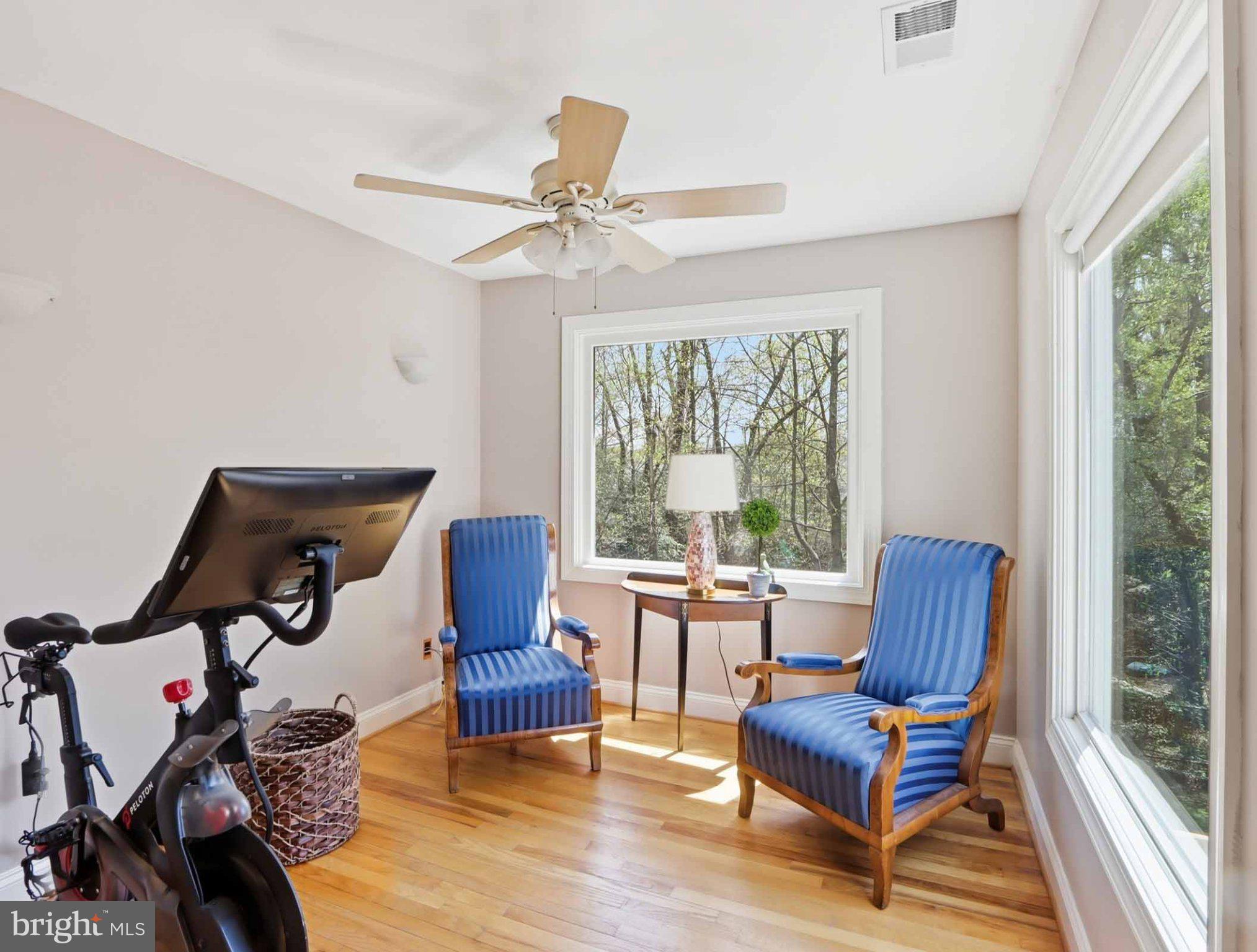 RIVERDALE GLEN - Residential