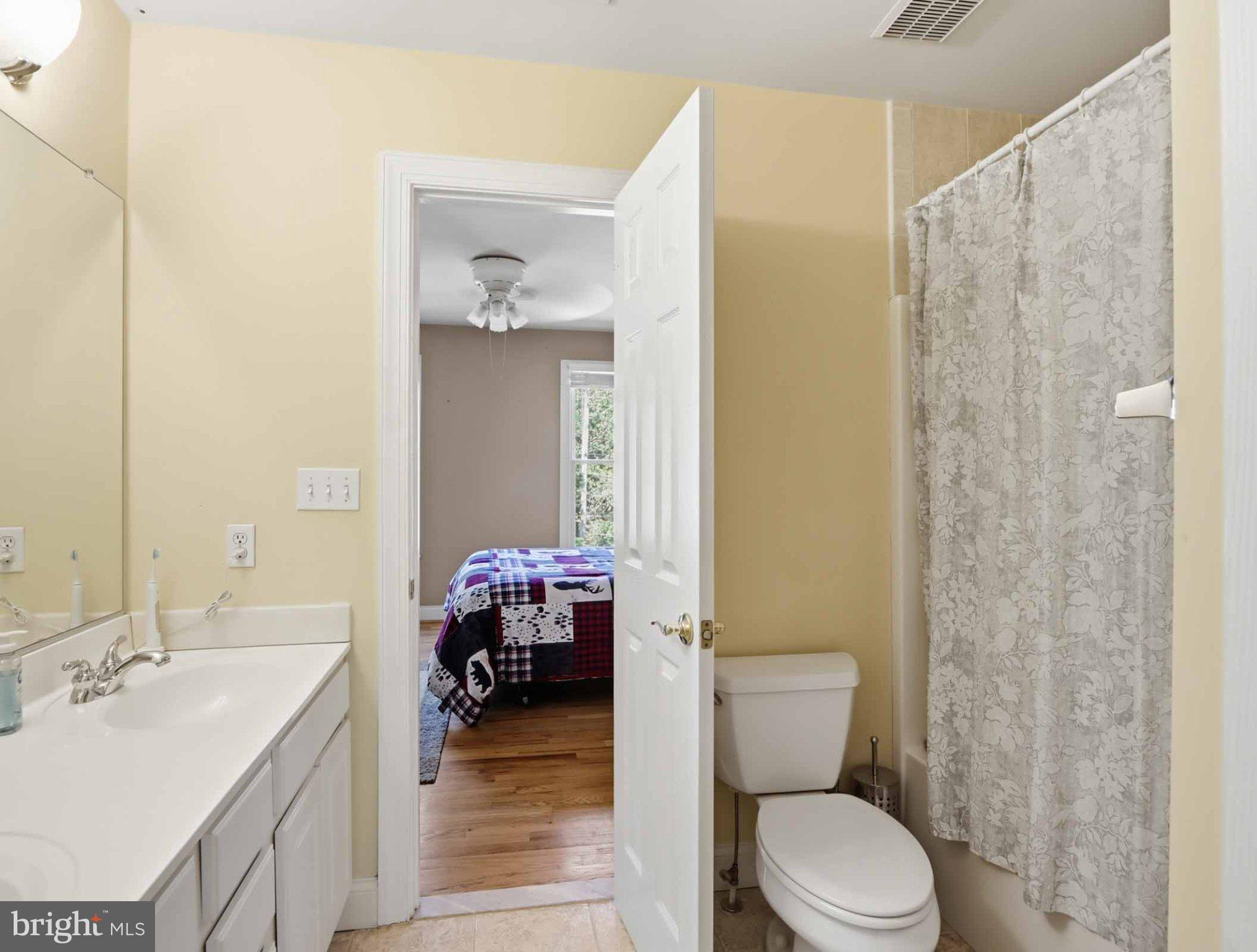 RIVERDALE GLEN - Residential