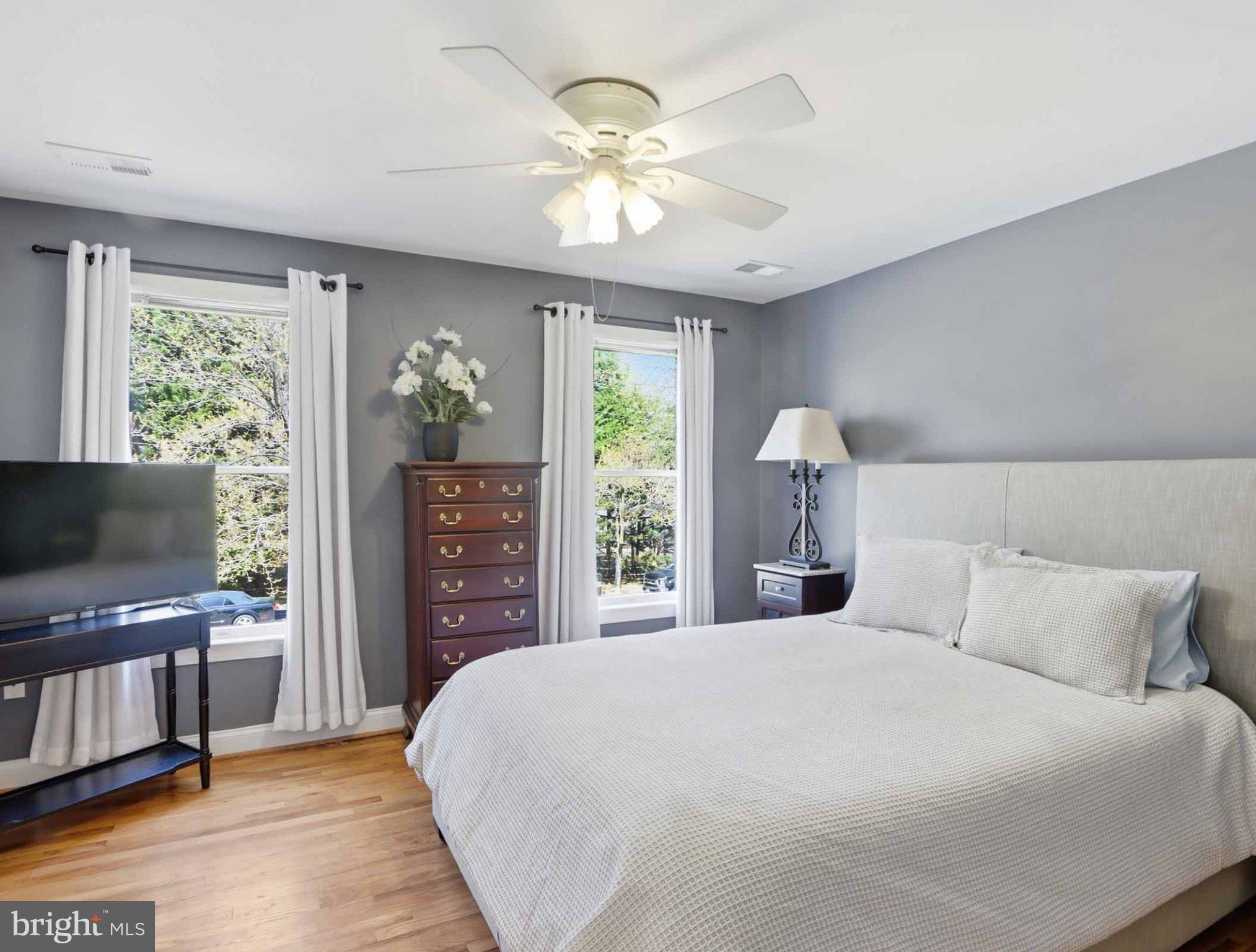 RIVERDALE GLEN - Residential