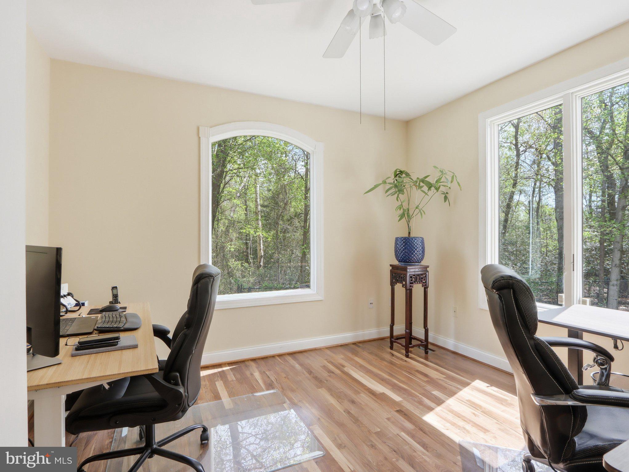 RIVERDALE GLEN - Residential