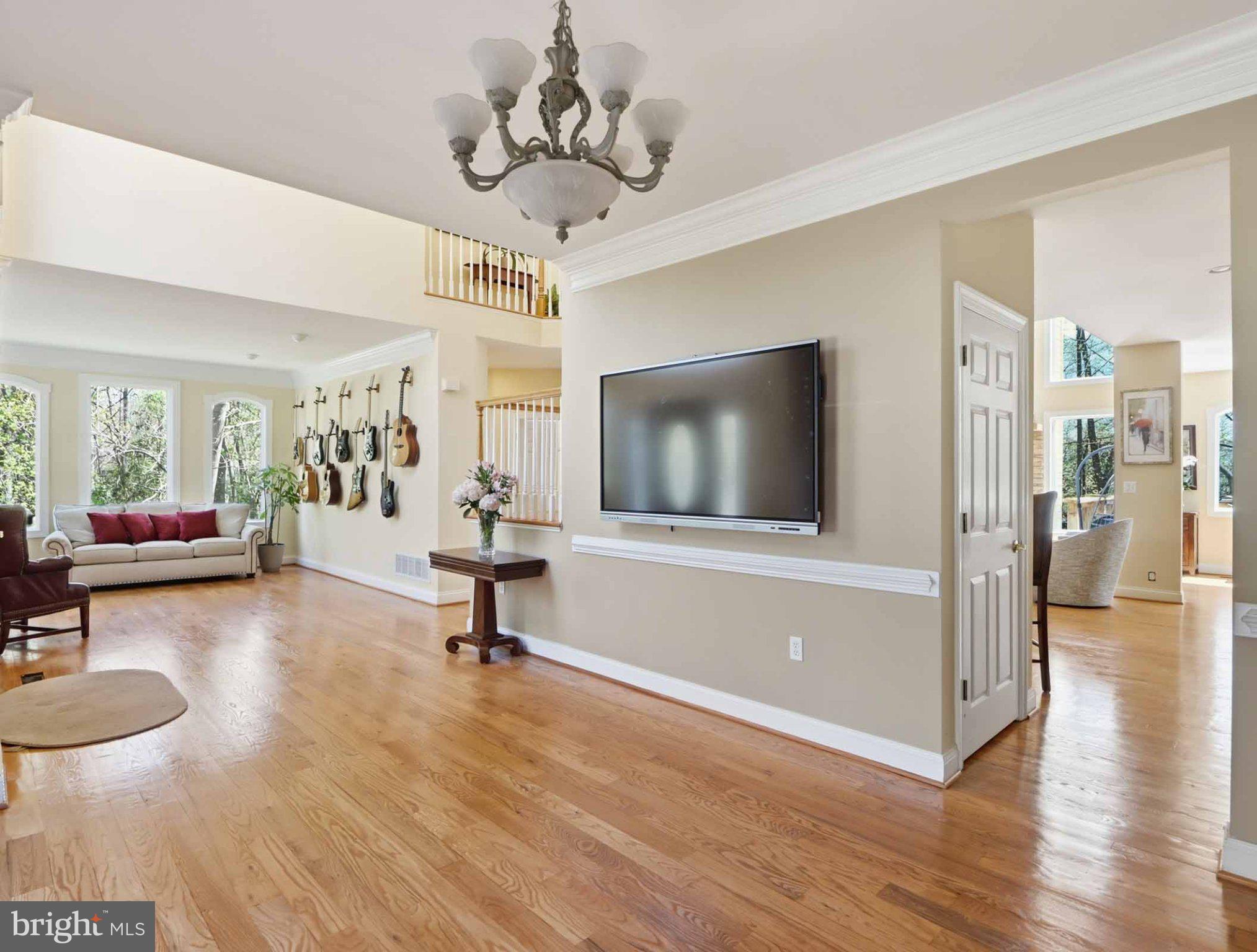 RIVERDALE GLEN - Residential