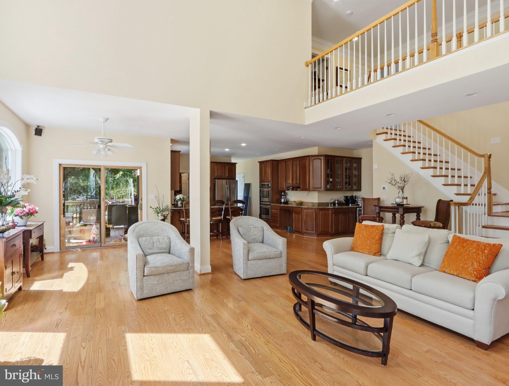 RIVERDALE GLEN - Residential