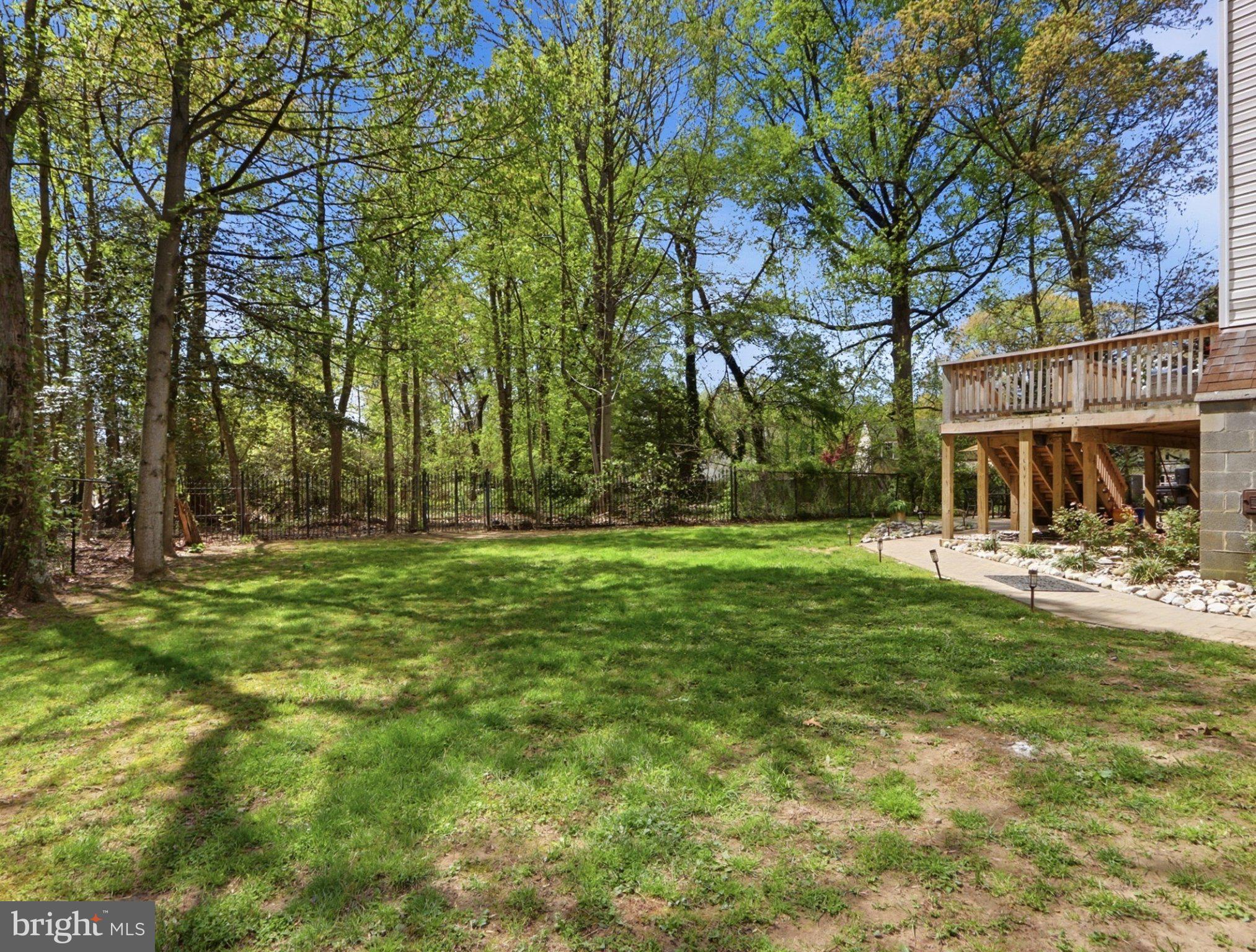 RIVERDALE GLEN - Residential