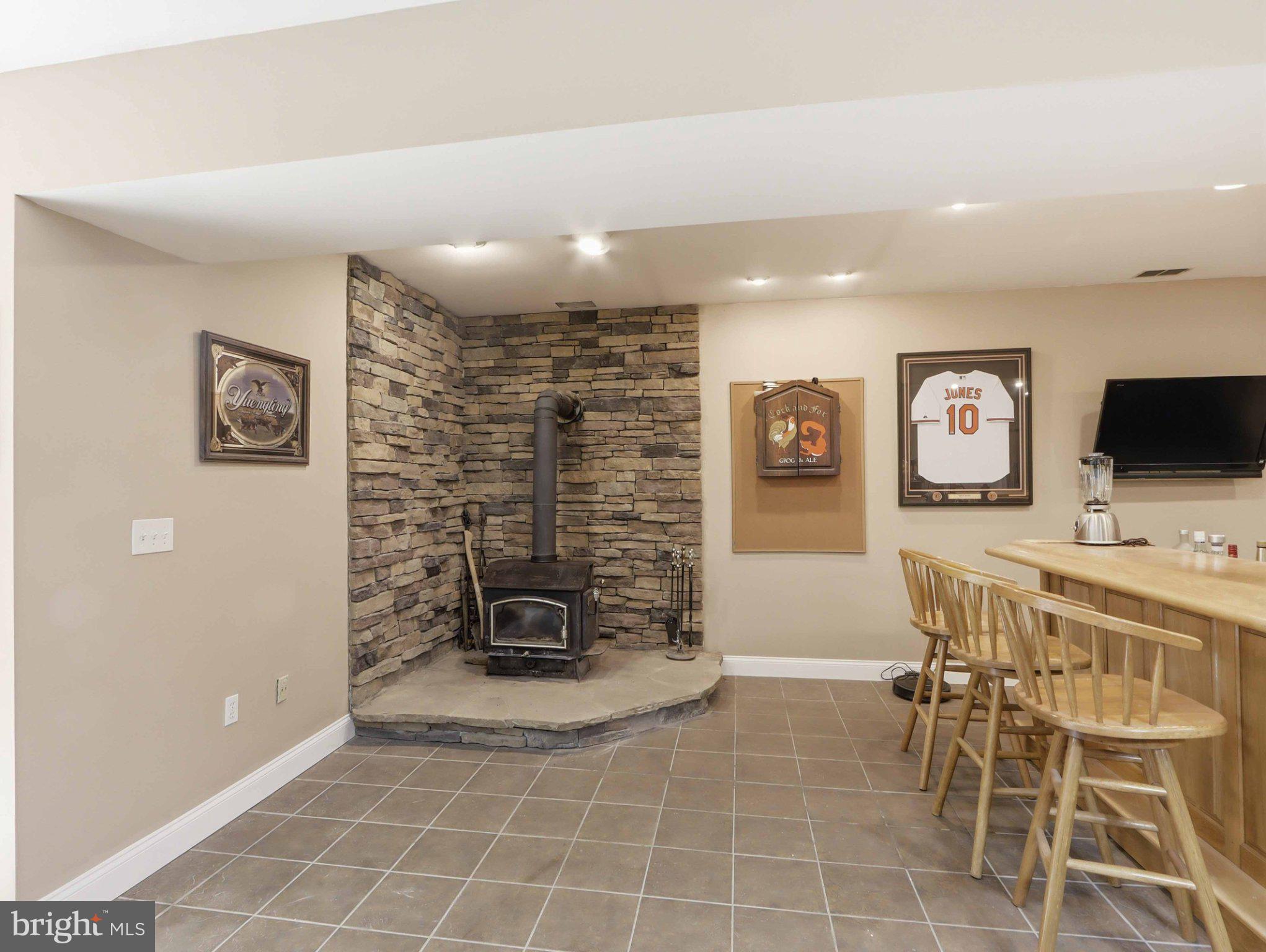 RIVERDALE GLEN - Residential