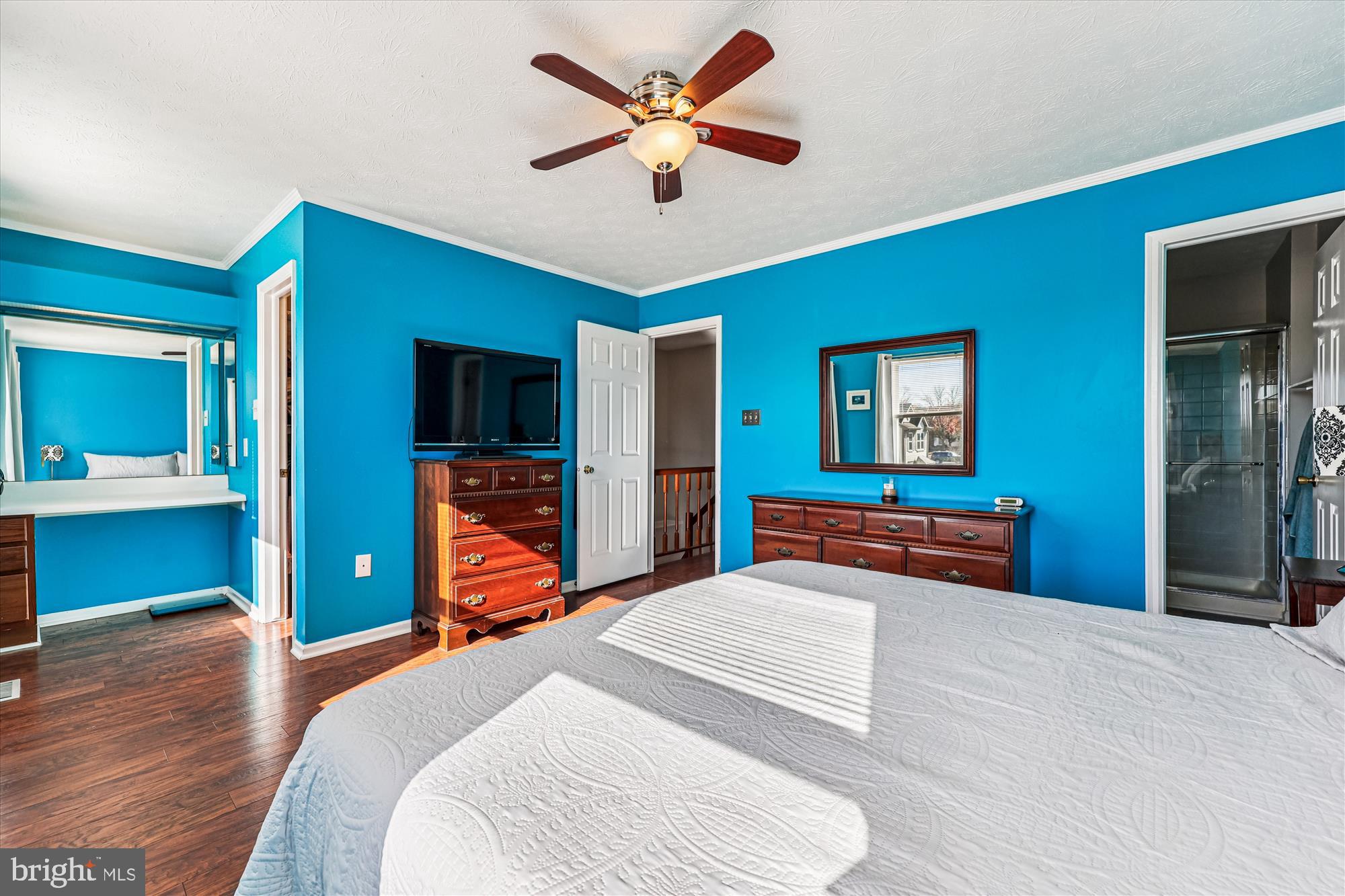 GUNNERS LAKE VILLAGE - Residential