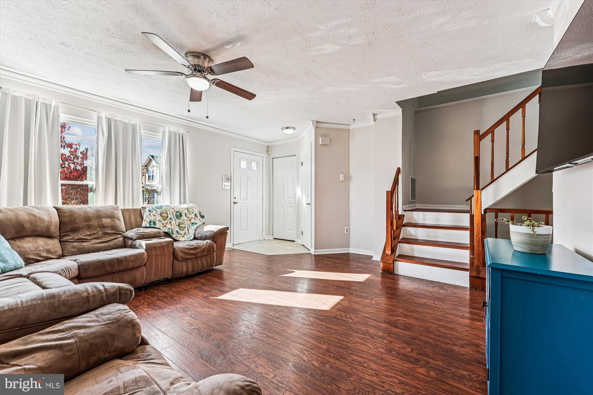 GUNNERS LAKE VILLAGE - Residential