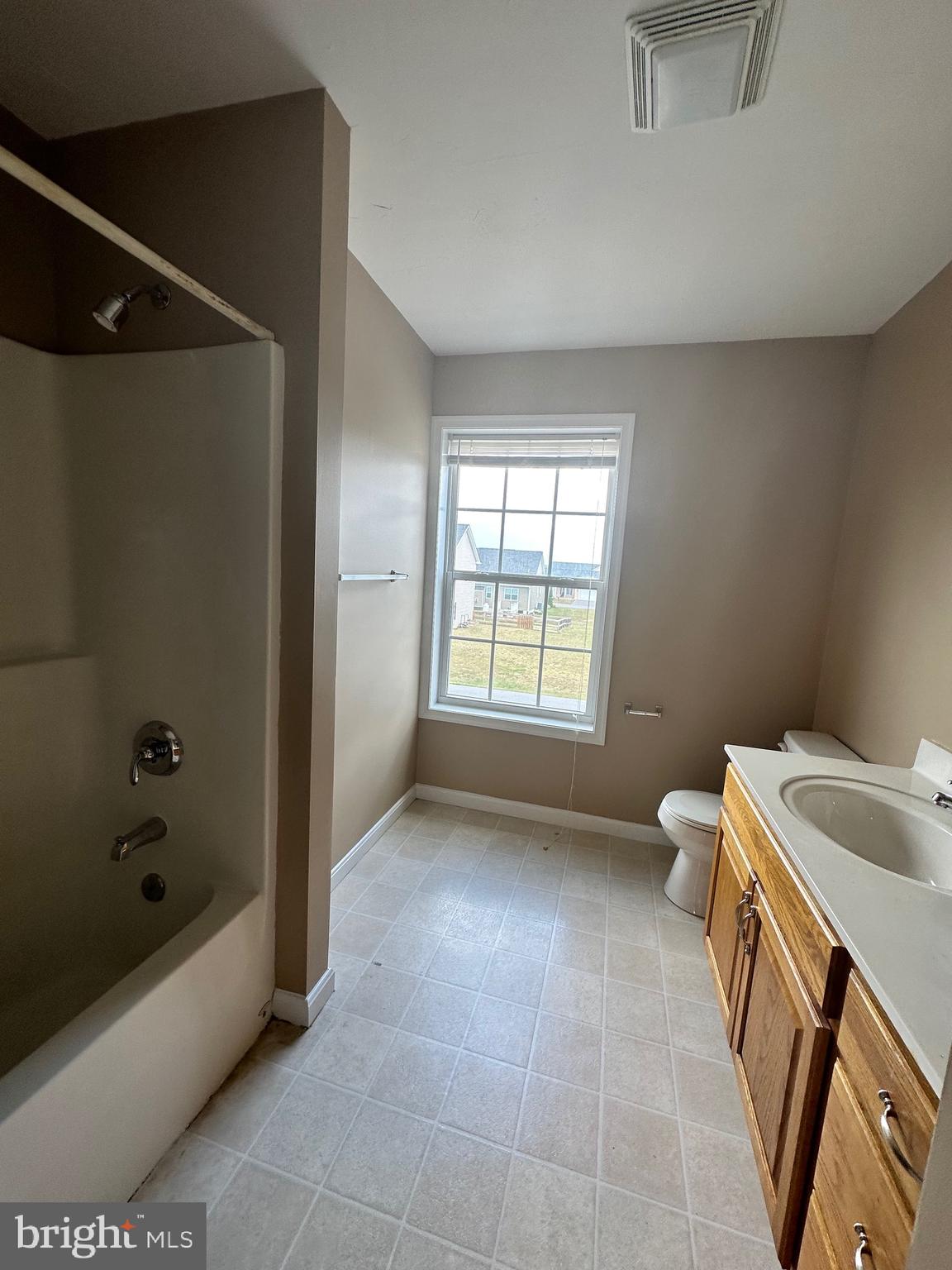 BRIDLE CREEK - Residential Lease