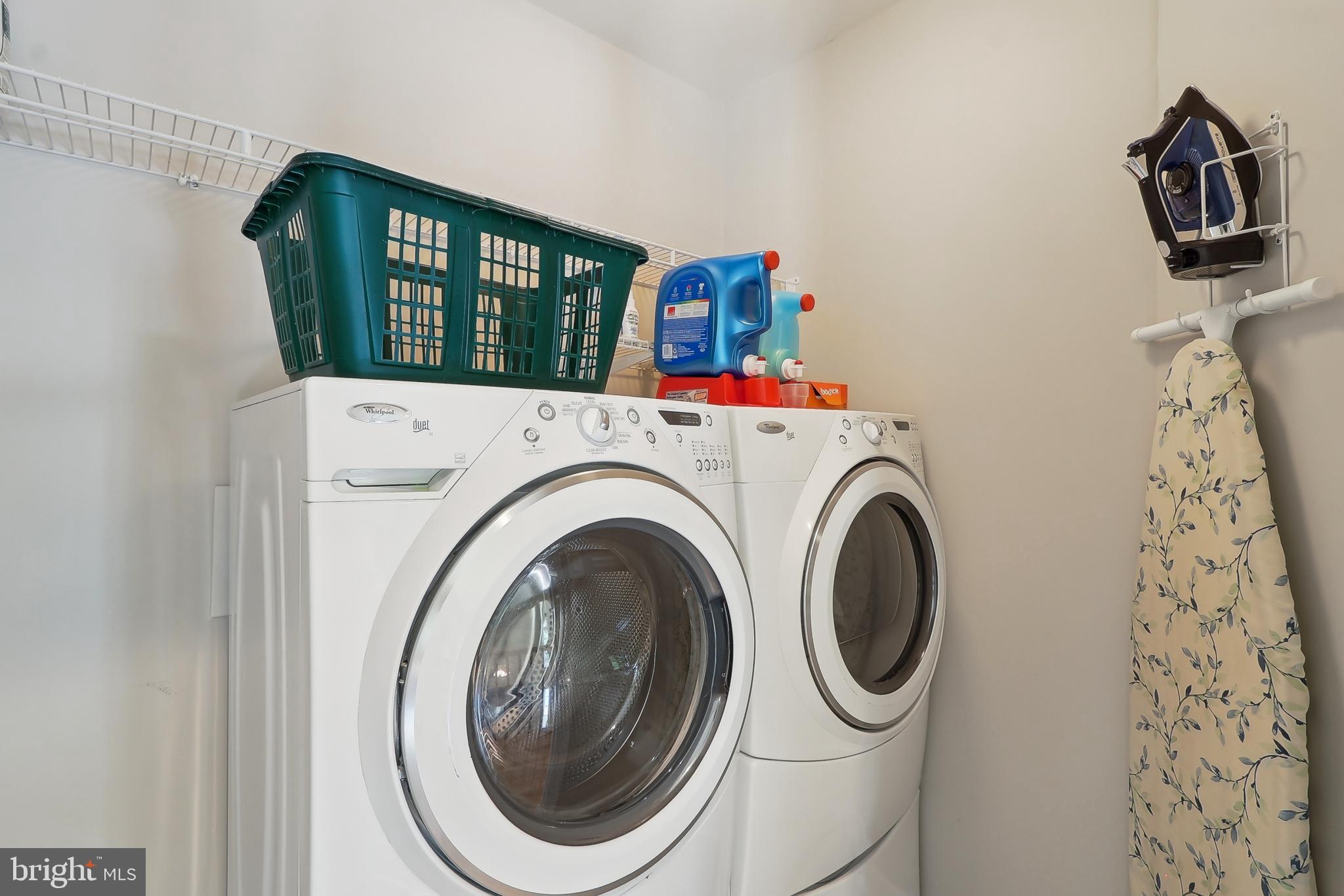 PERRYWOOD MANOR - Residential