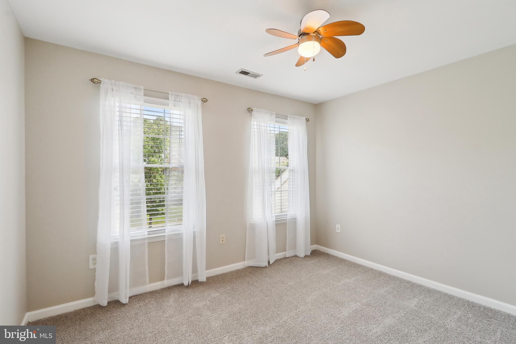 PERRYWOOD MANOR - Residential