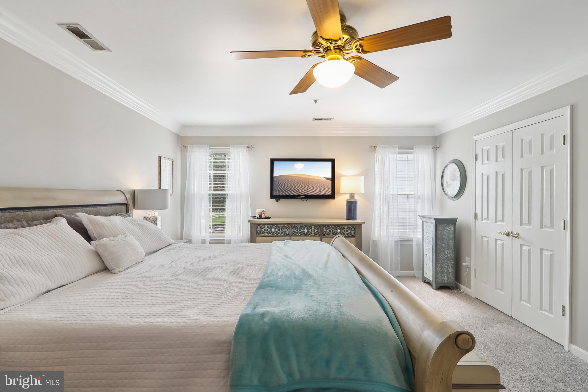 PERRYWOOD MANOR - Residential