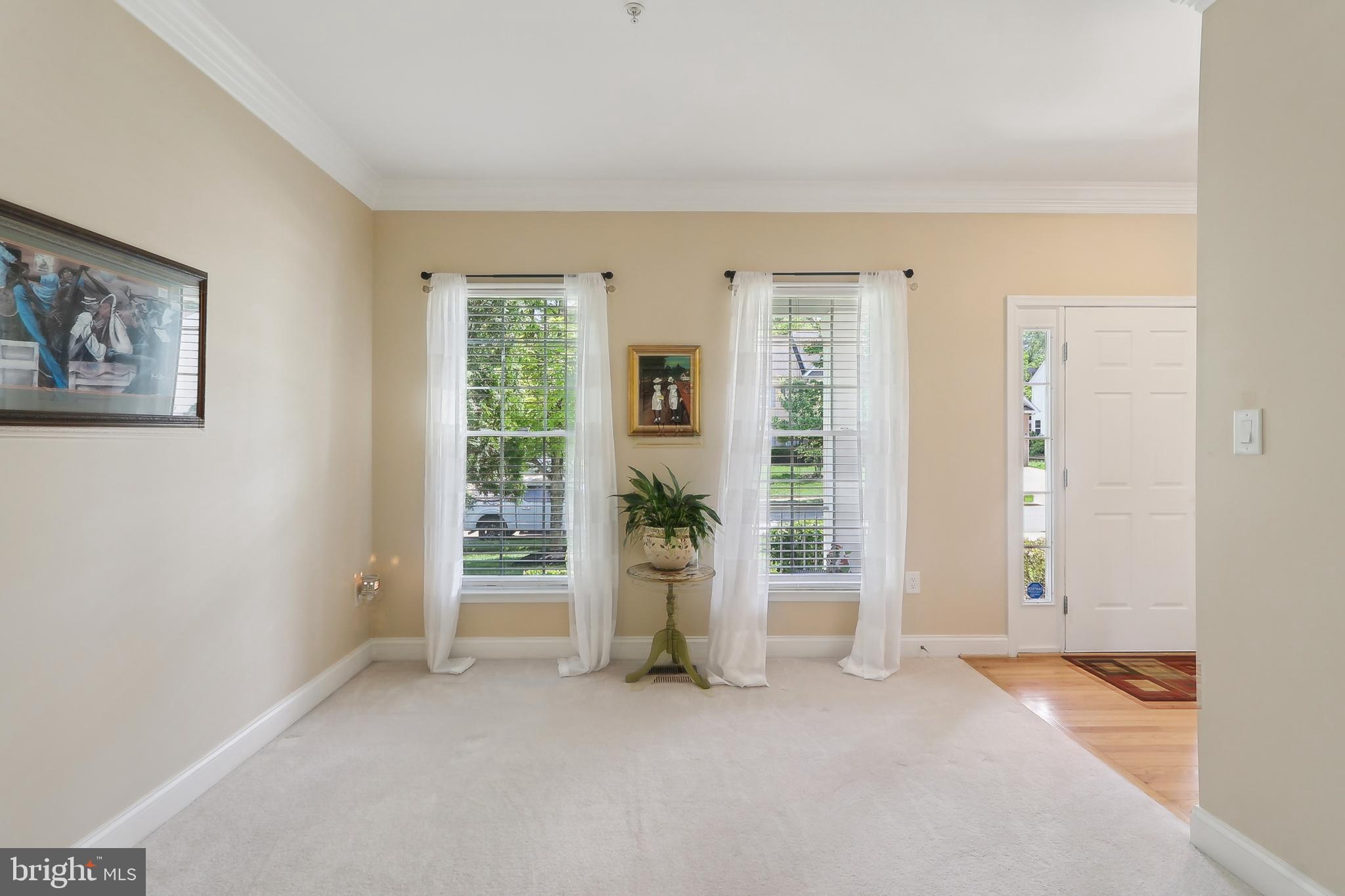 PERRYWOOD MANOR - Residential