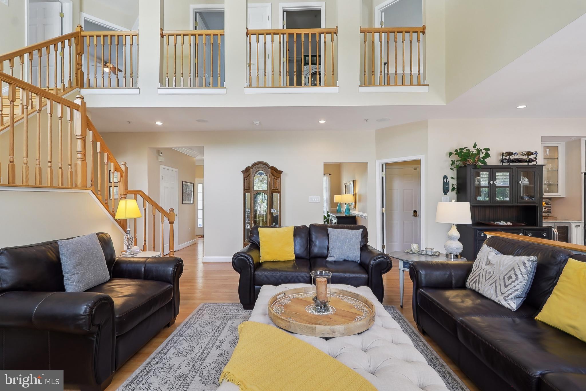 PERRYWOOD MANOR - Residential