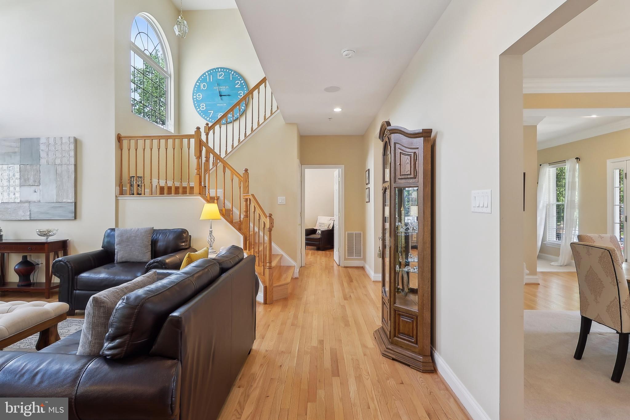 PERRYWOOD MANOR - Residential