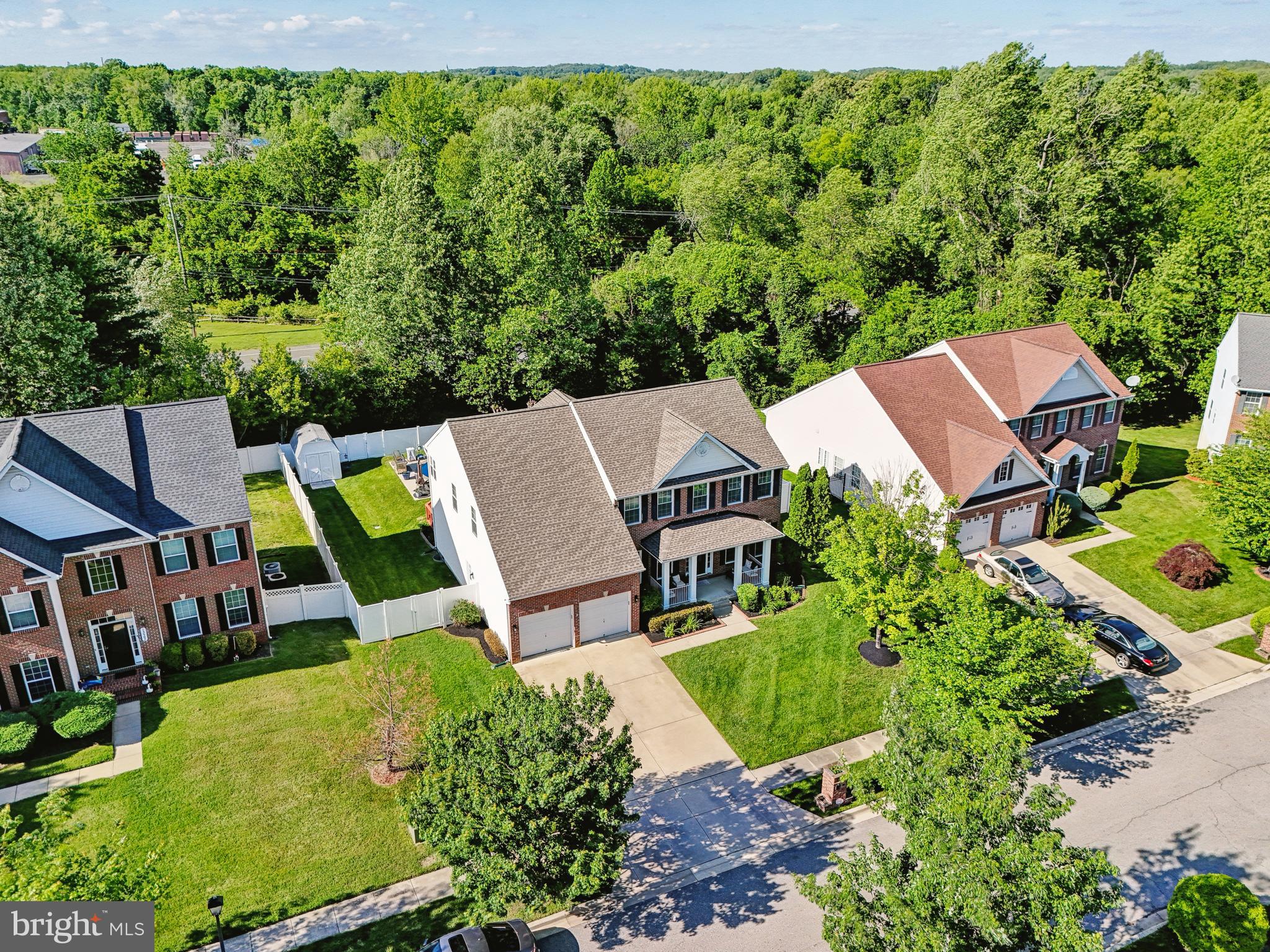 PERRYWOOD MANOR - Residential