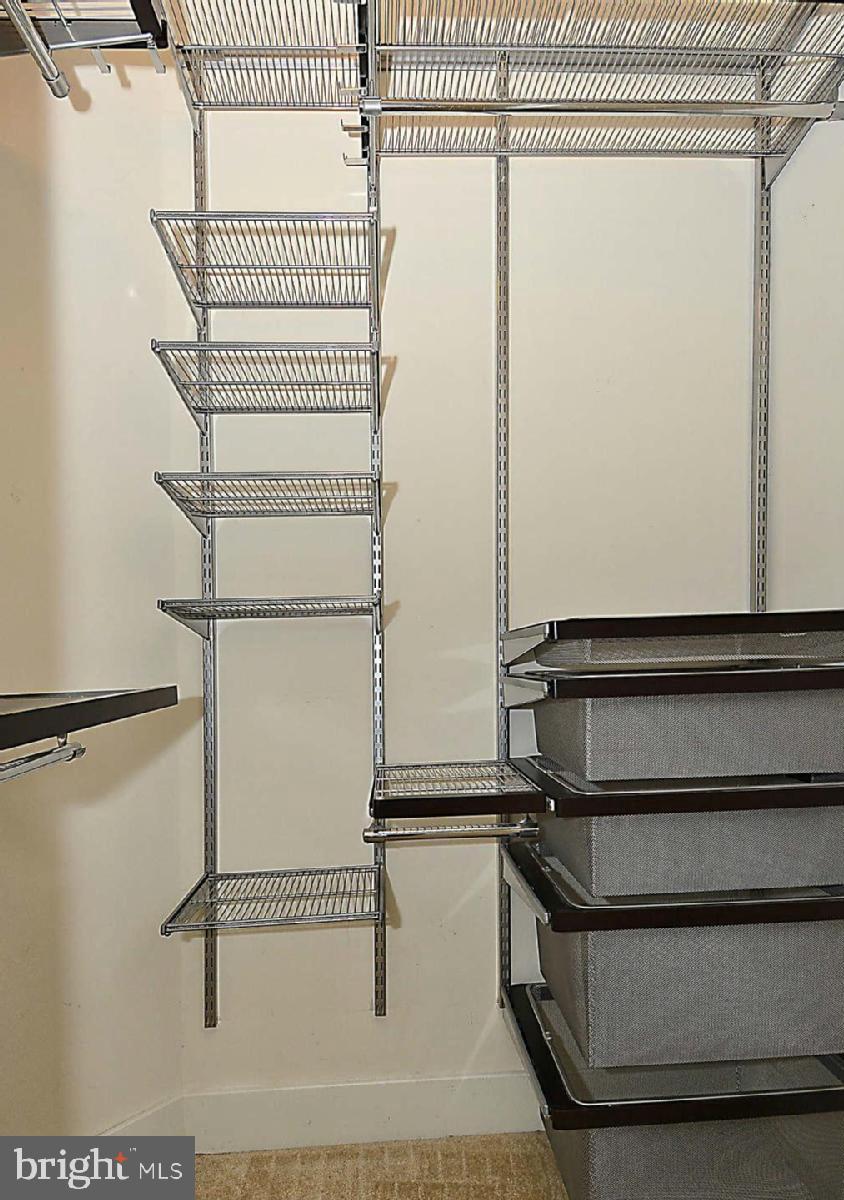 1800 WILSON - Residential Lease