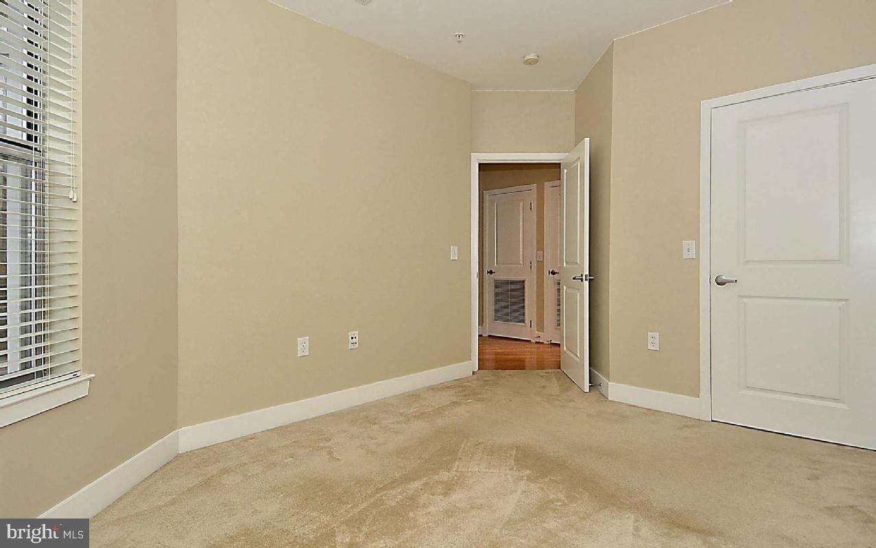 1800 WILSON - Residential Lease