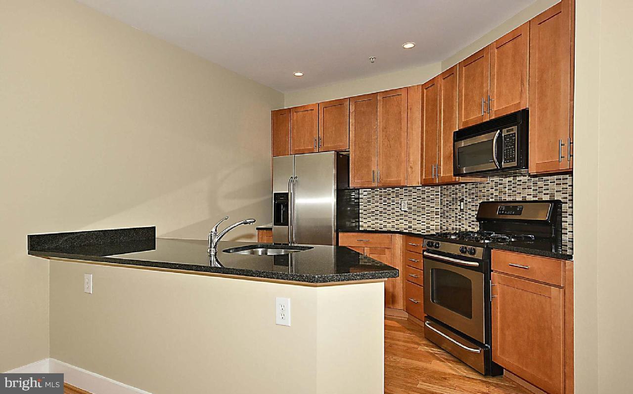 1800 WILSON BOULEVARD 101