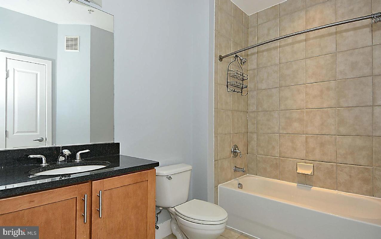 1800 WILSON - Residential Lease