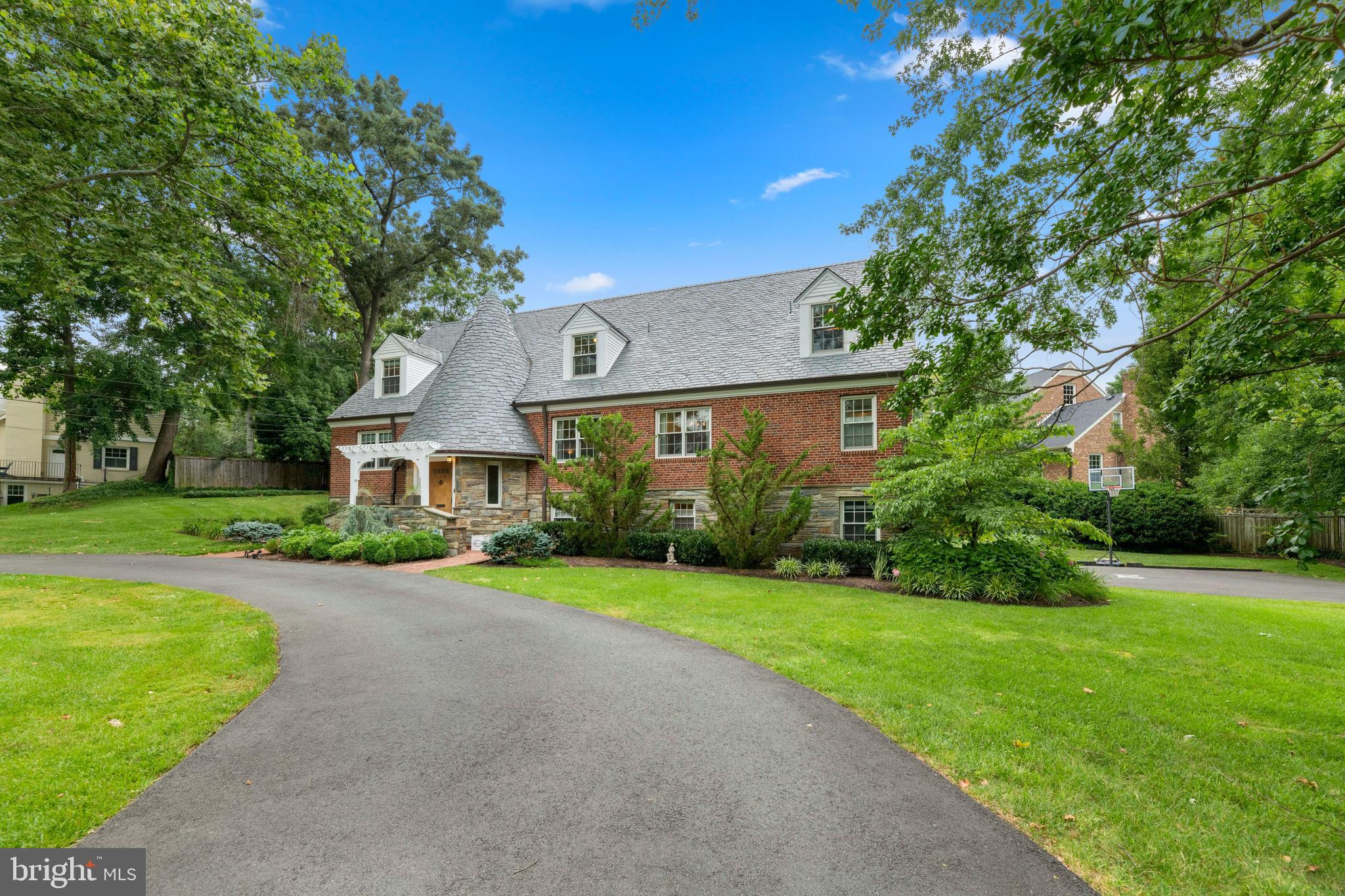 CHAPEL HILL - Residential