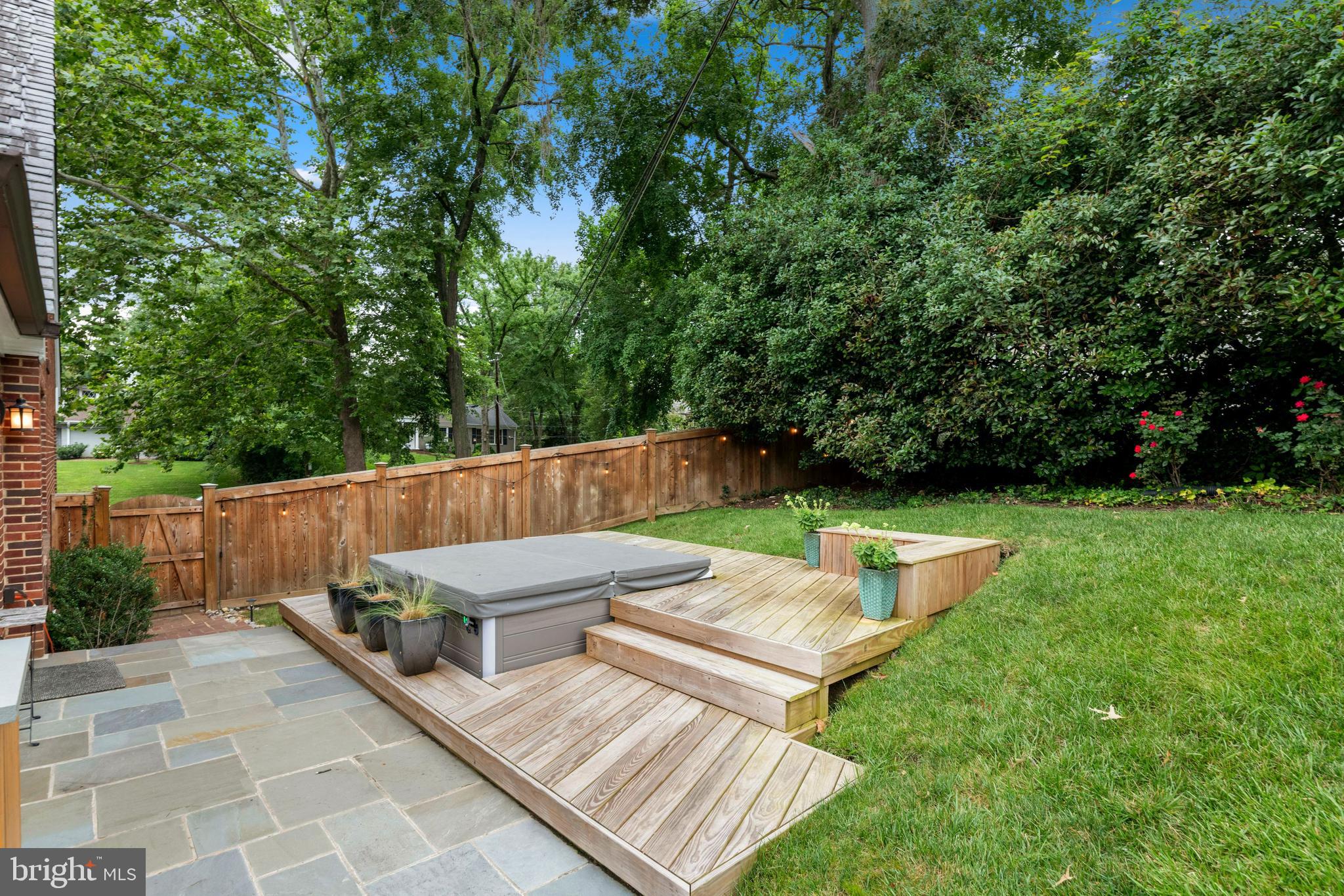 CHAPEL HILL - Residential