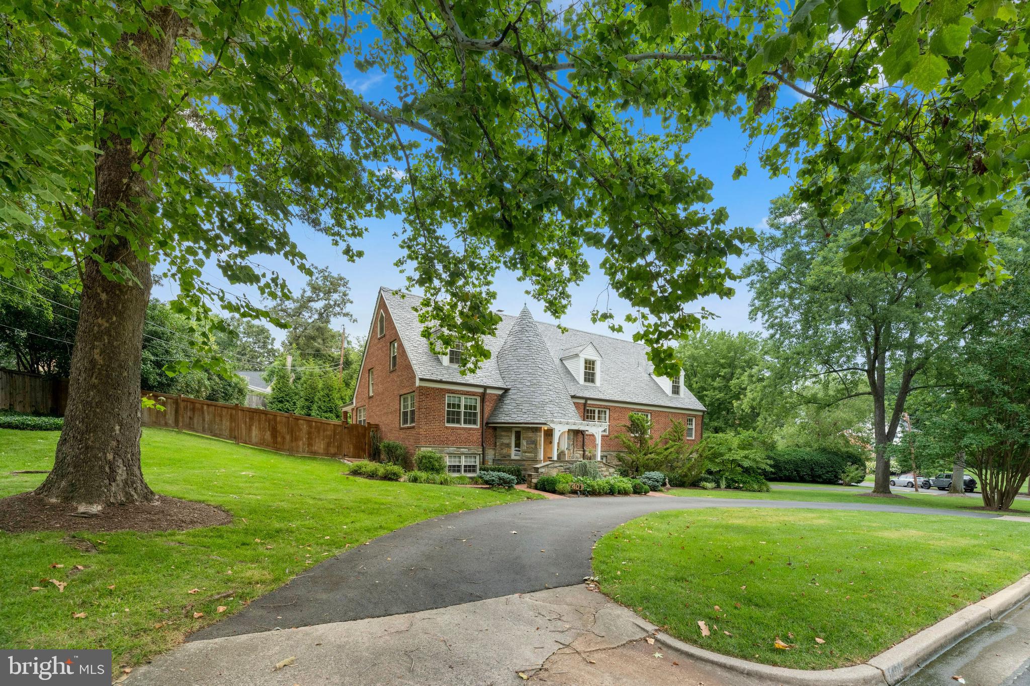 CHAPEL HILL - Residential