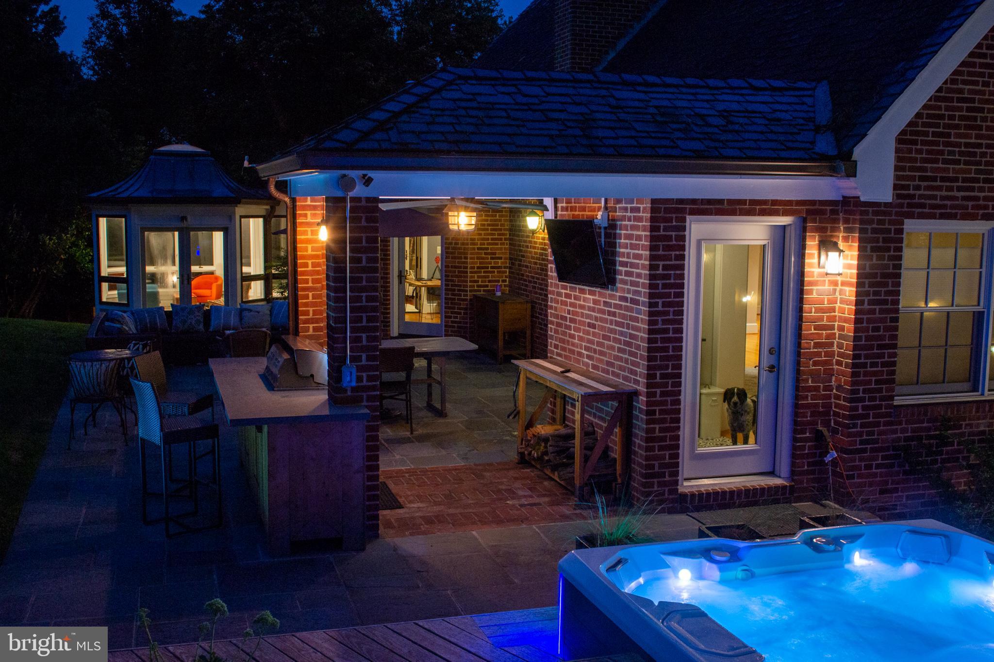 CHAPEL HILL - Residential