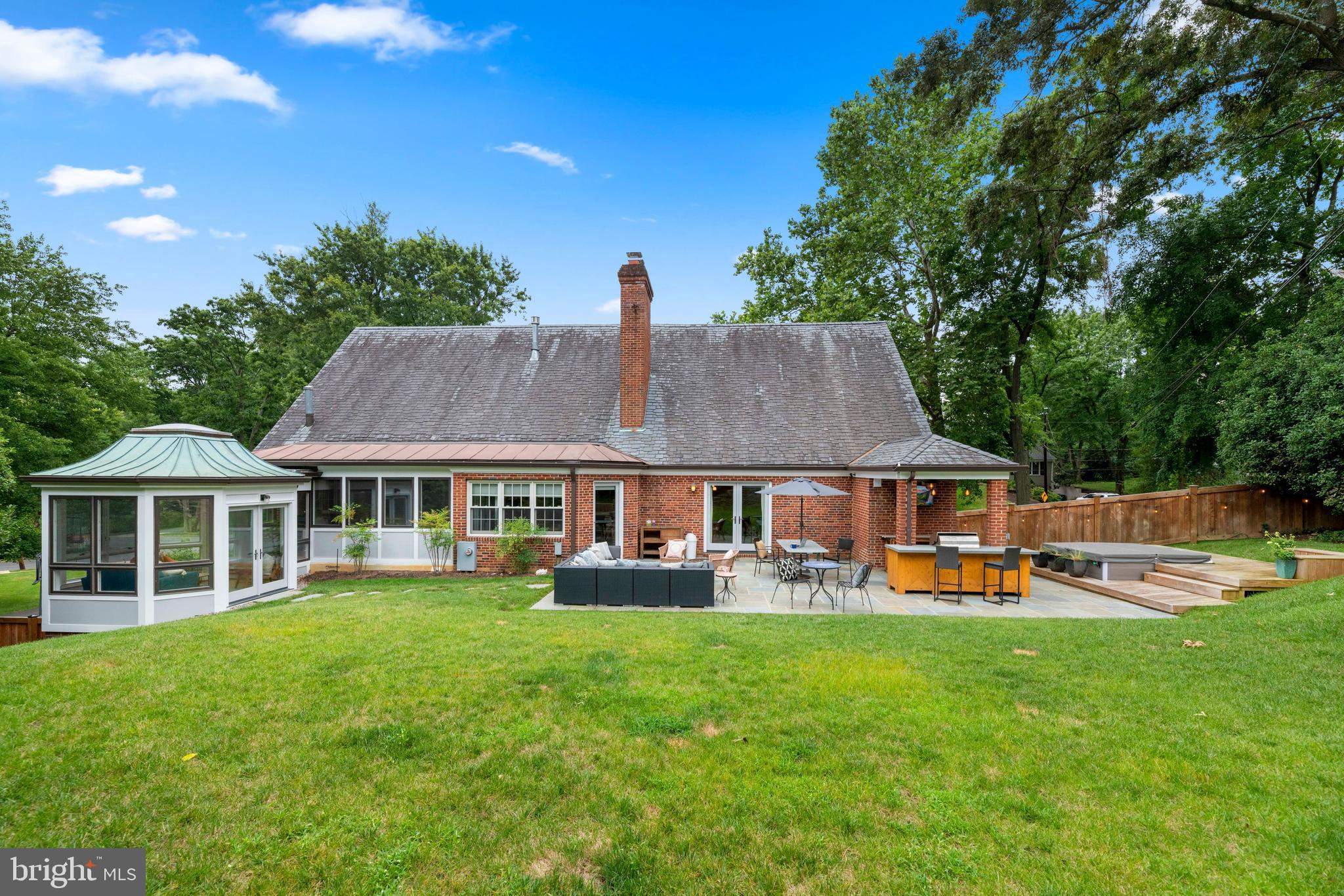 CHAPEL HILL - Residential