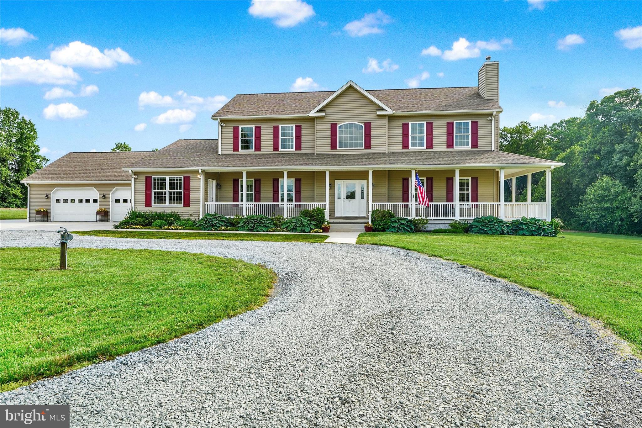 249 FLORAL WAY