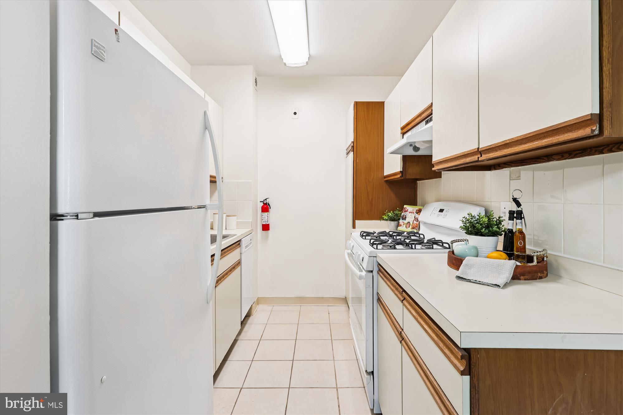 3601 WISCONSIN AVENUE NW 111