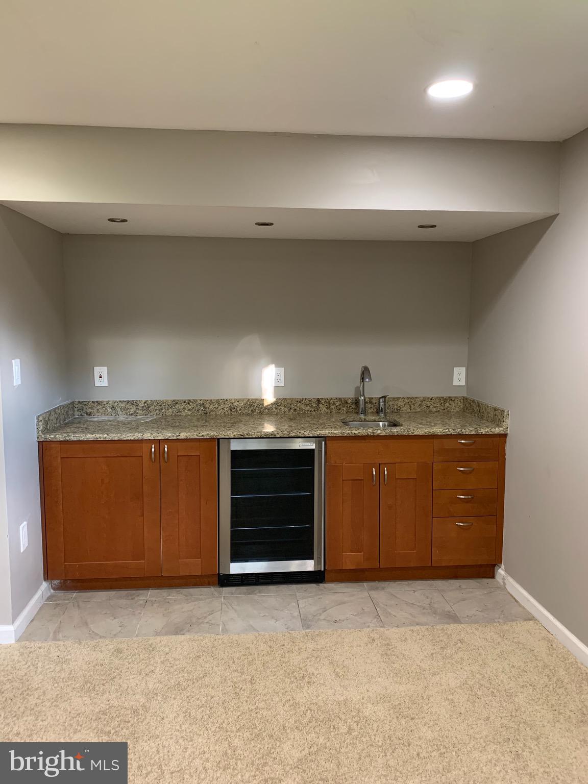 OAKLAWN MANOR - Residential