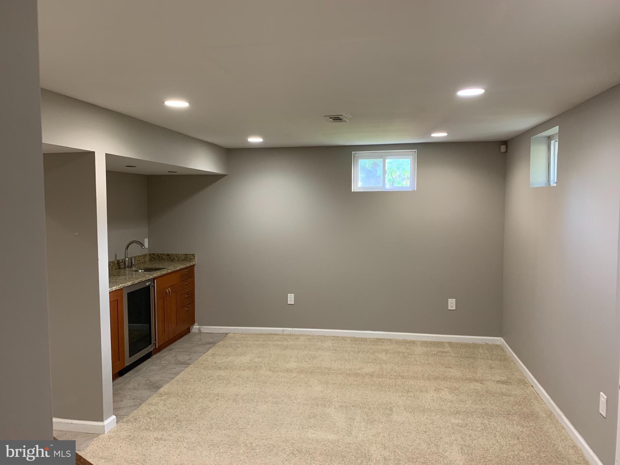 OAKLAWN MANOR - Residential